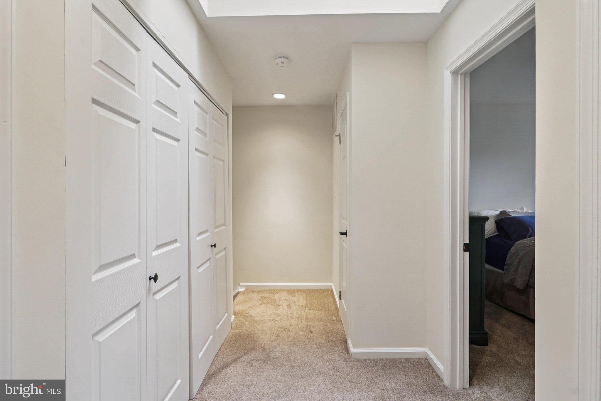 ADAMS WALK - Residential