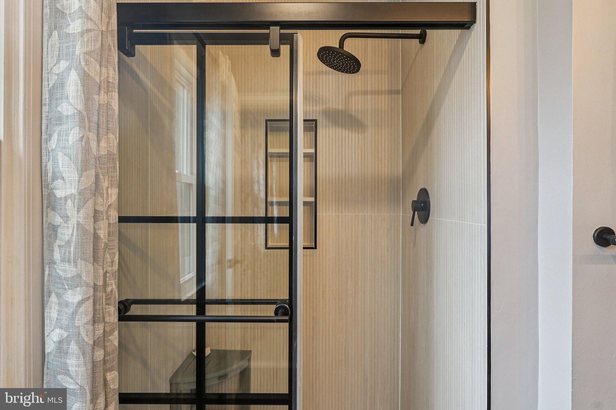 ADAMS WALK - Residential