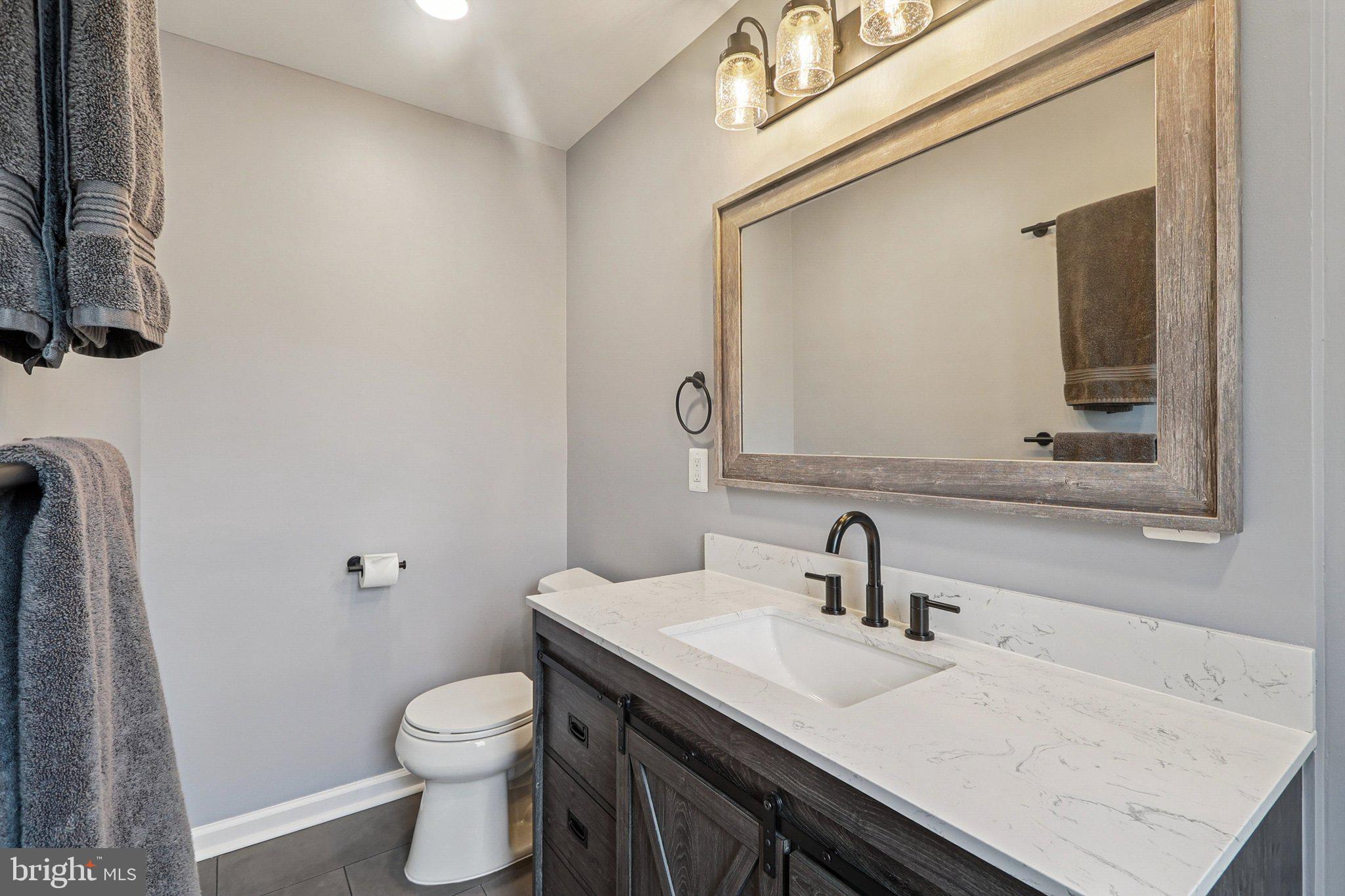 ADAMS WALK - Residential