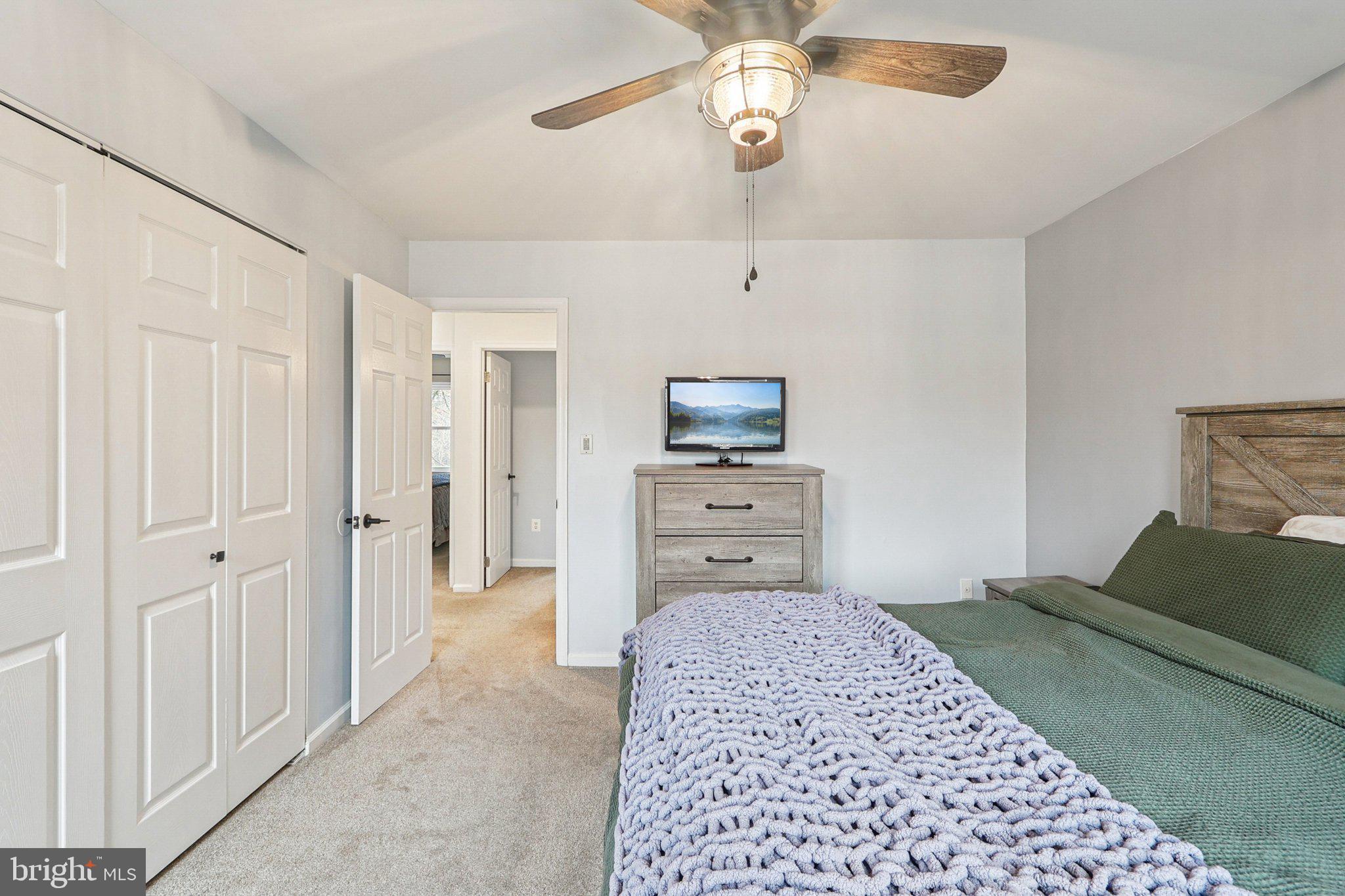 ADAMS WALK - Residential