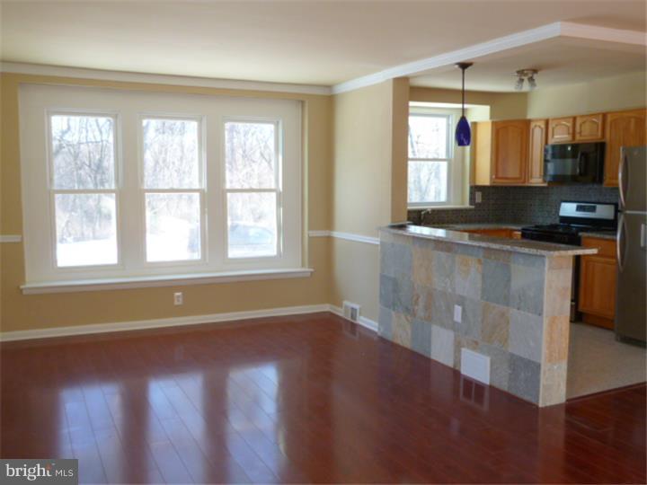 BUSTLETON - Residential