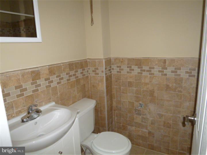 BUSTLETON - Residential