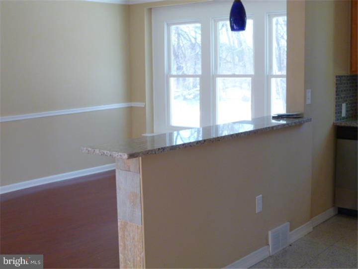 BUSTLETON - Residential