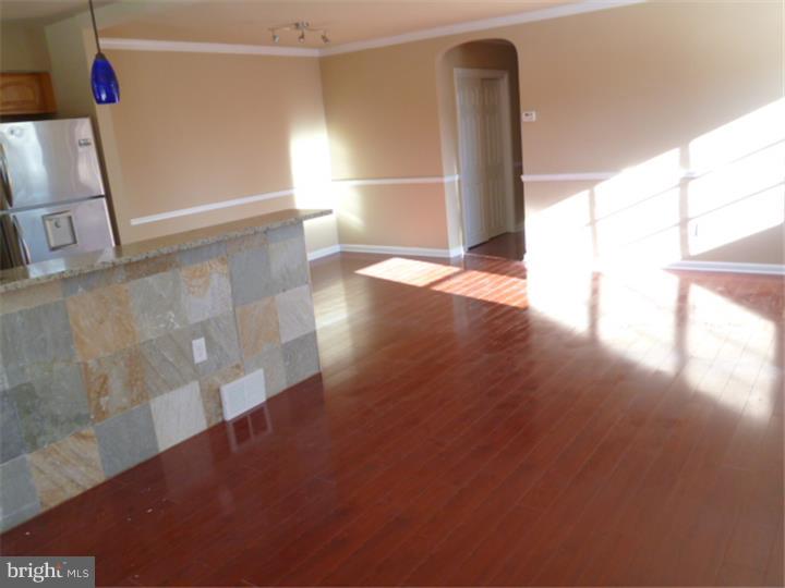BUSTLETON - Residential