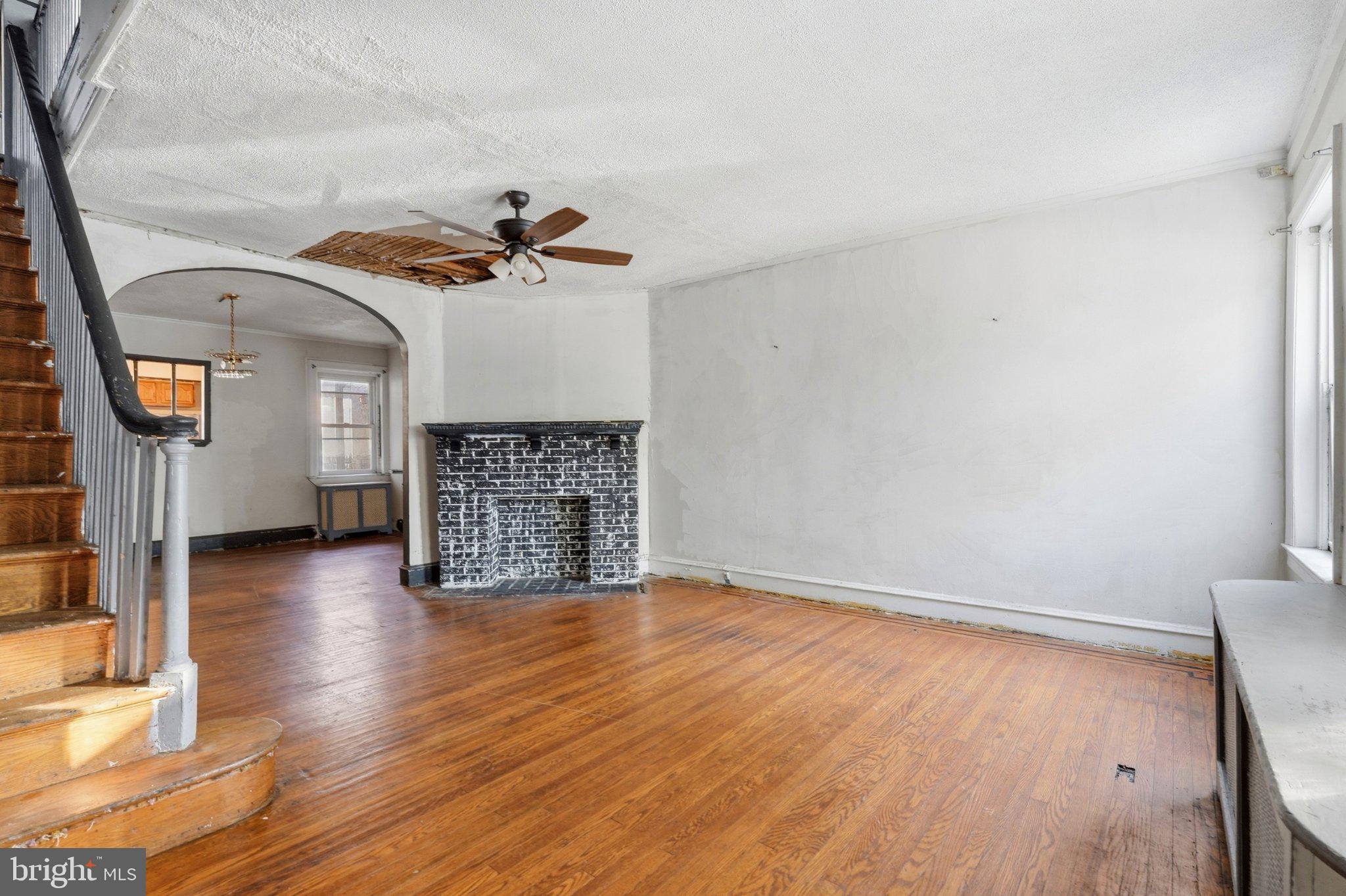 5637 LEBANON AVENUE