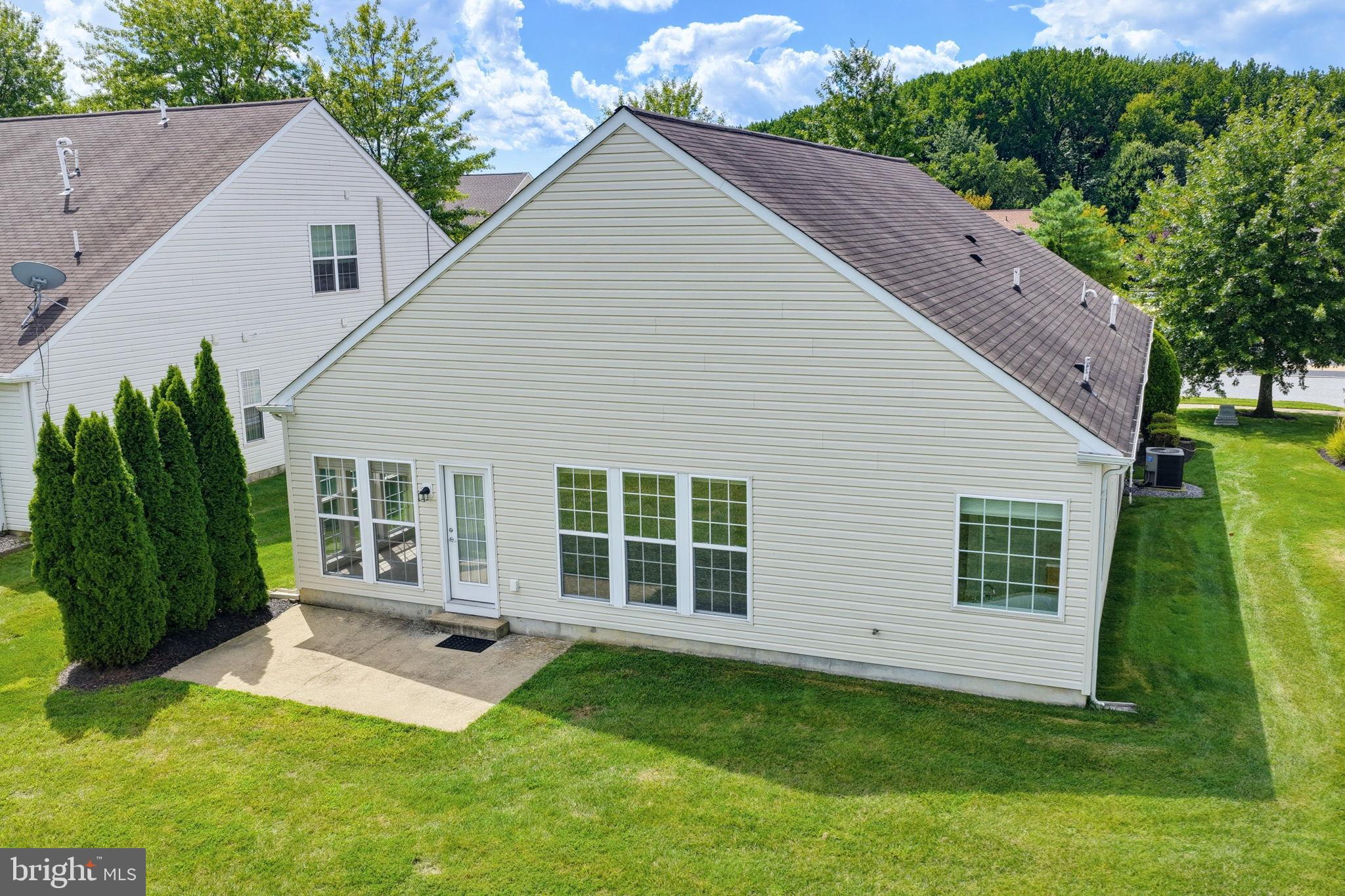 305 SENTINEL LANE
