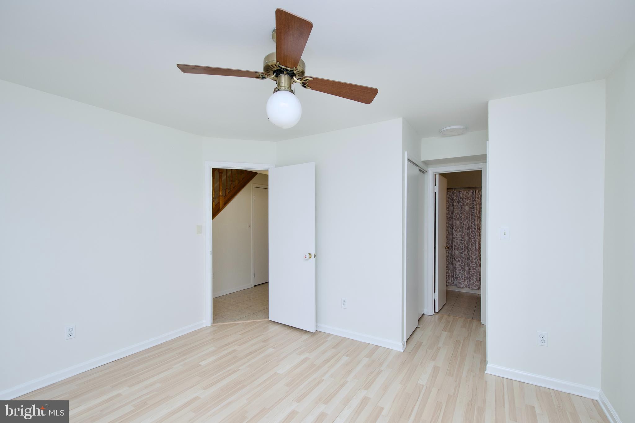 WOODGATE VILLAGE - Residential