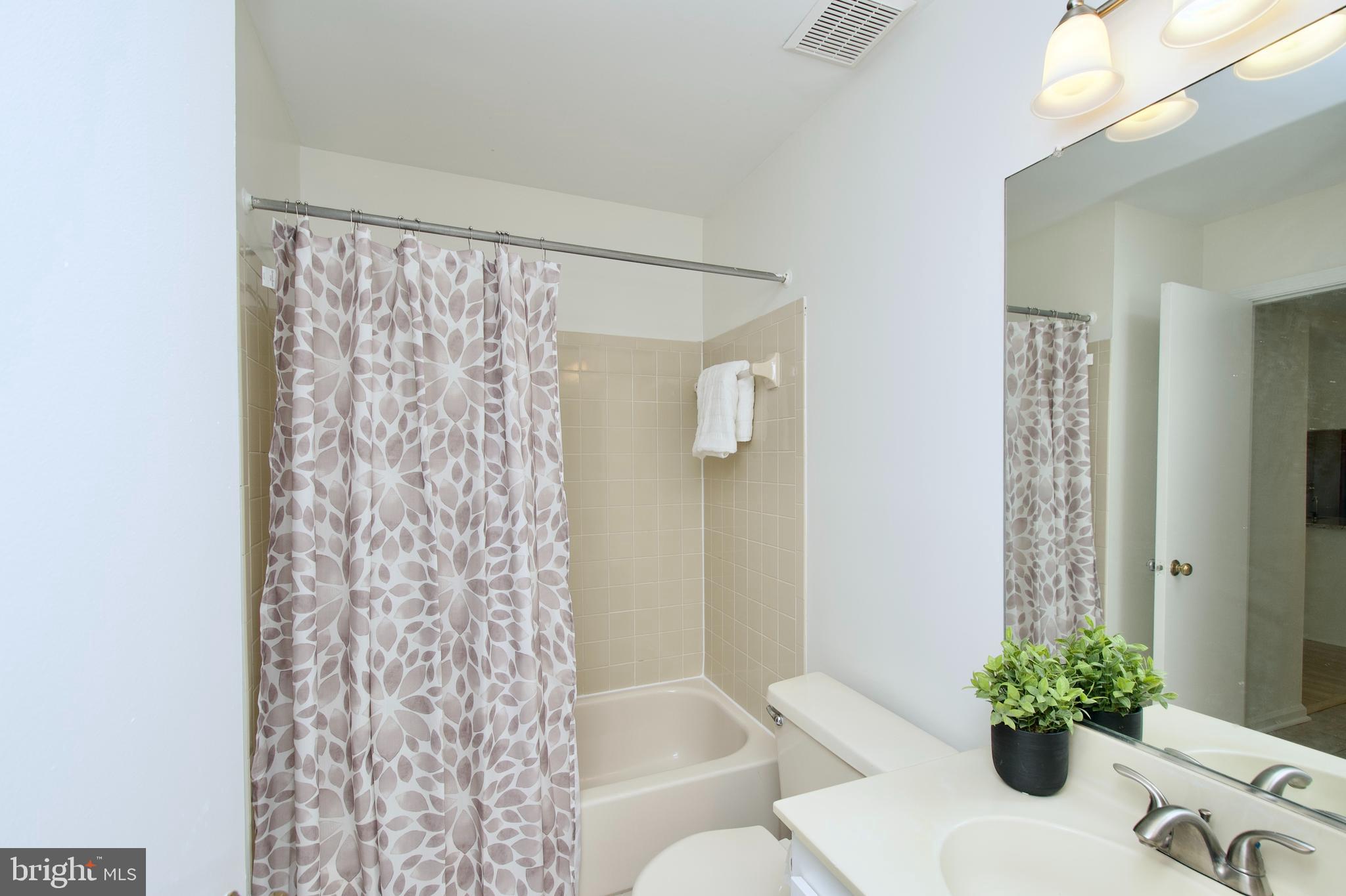 WOODGATE VILLAGE - Residential