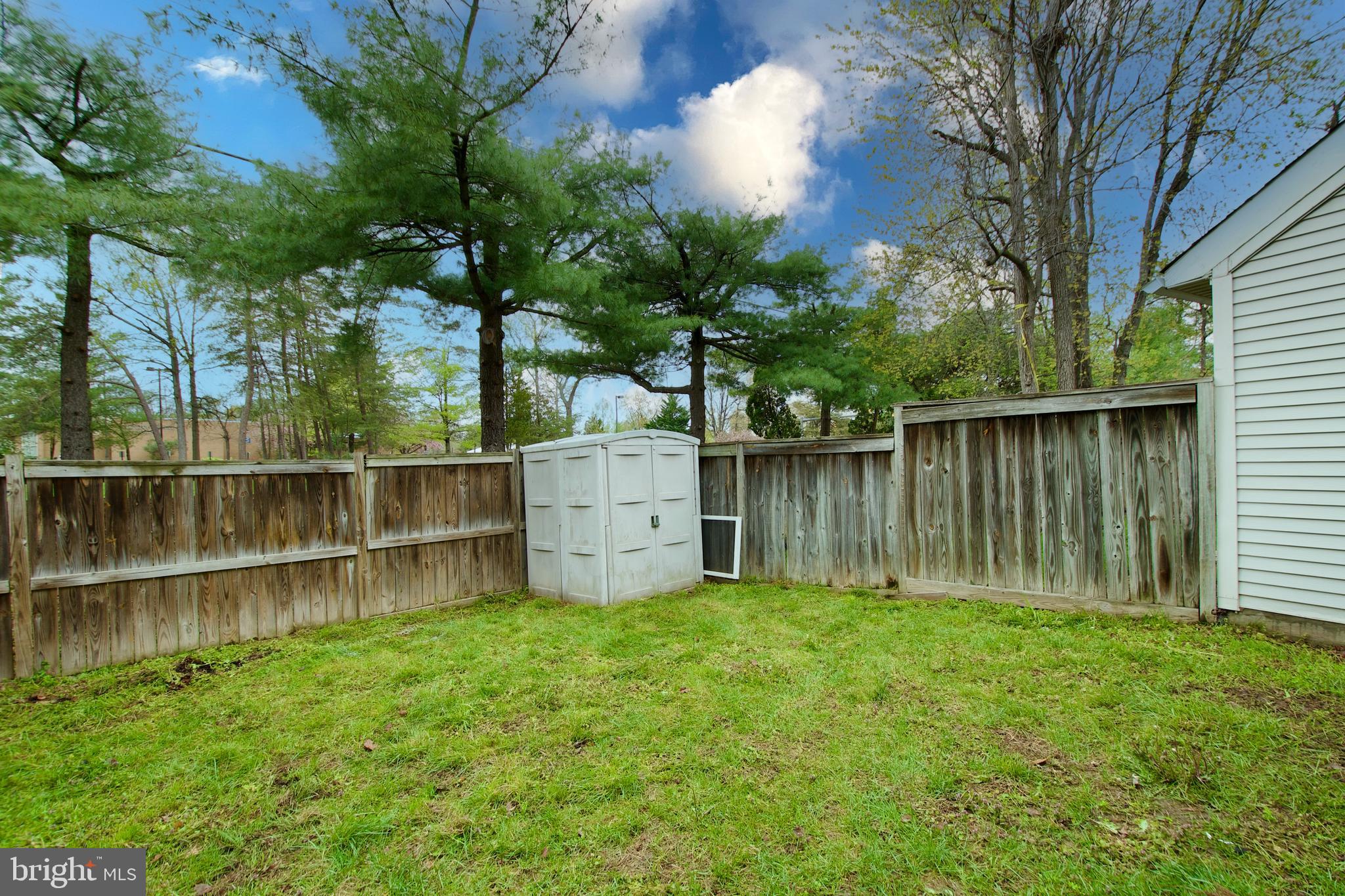 WOODGATE VILLAGE - Residential