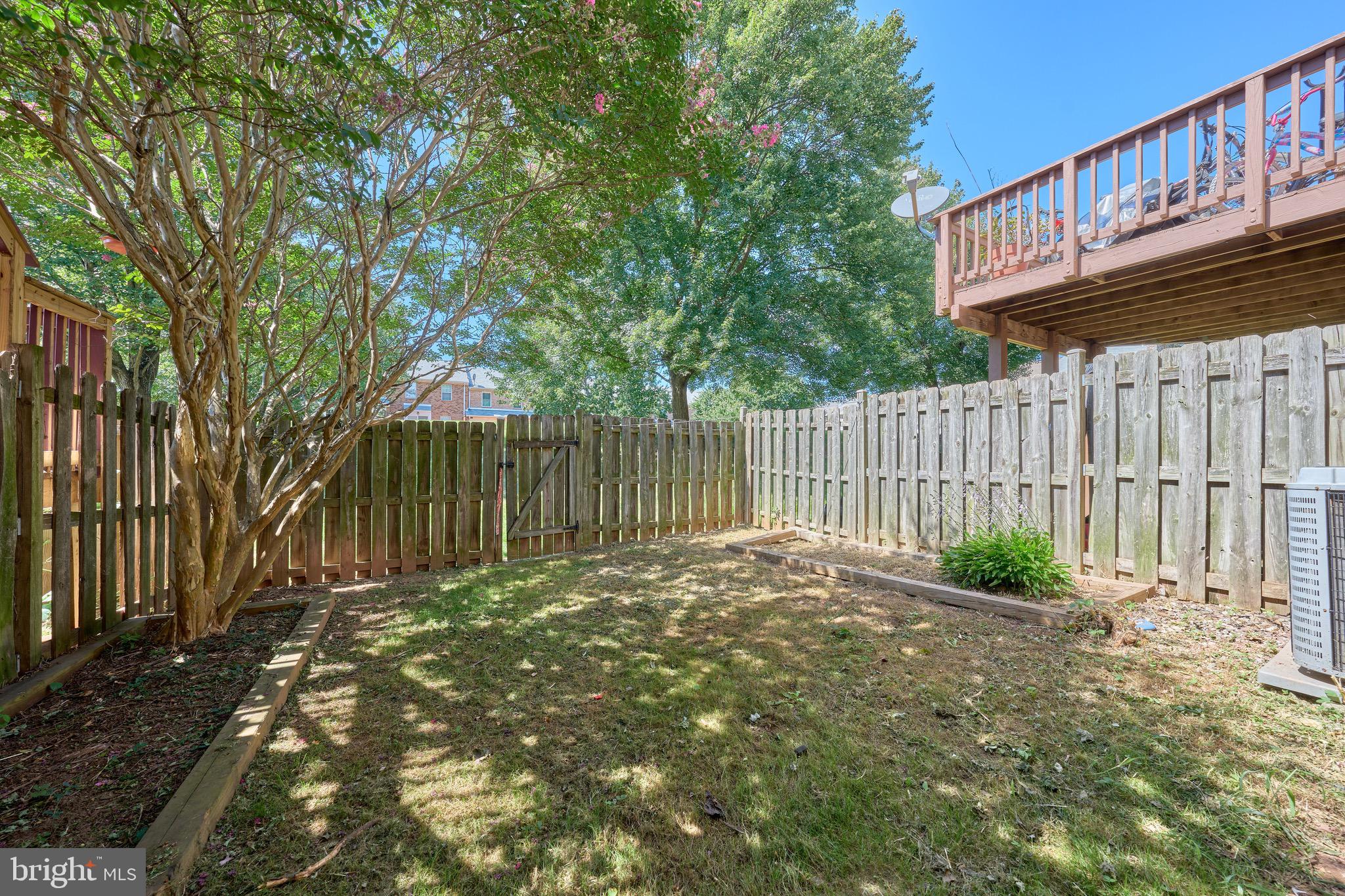 MIRROR RIDGE - Residential Lease