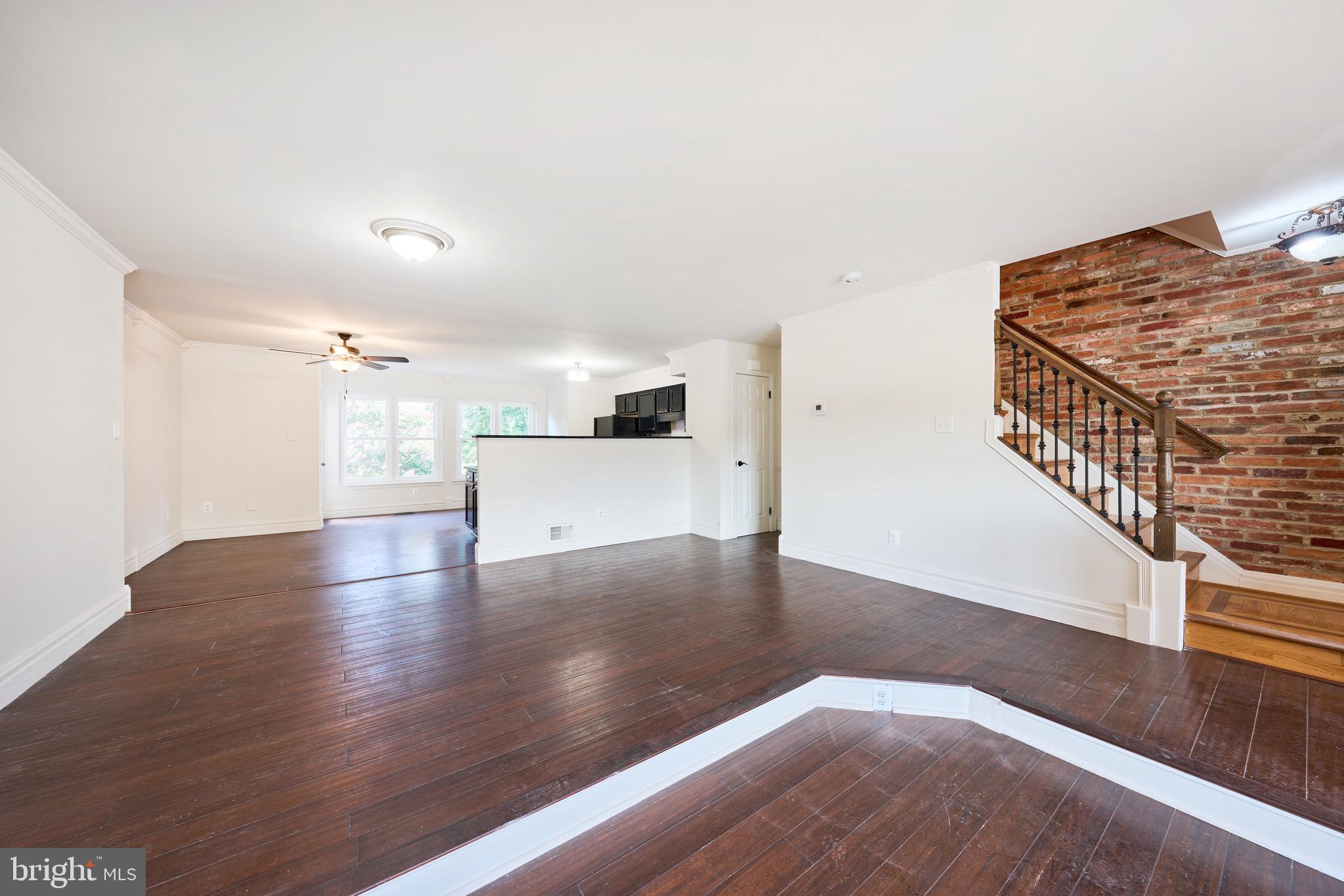 MIRROR RIDGE - Residential Lease