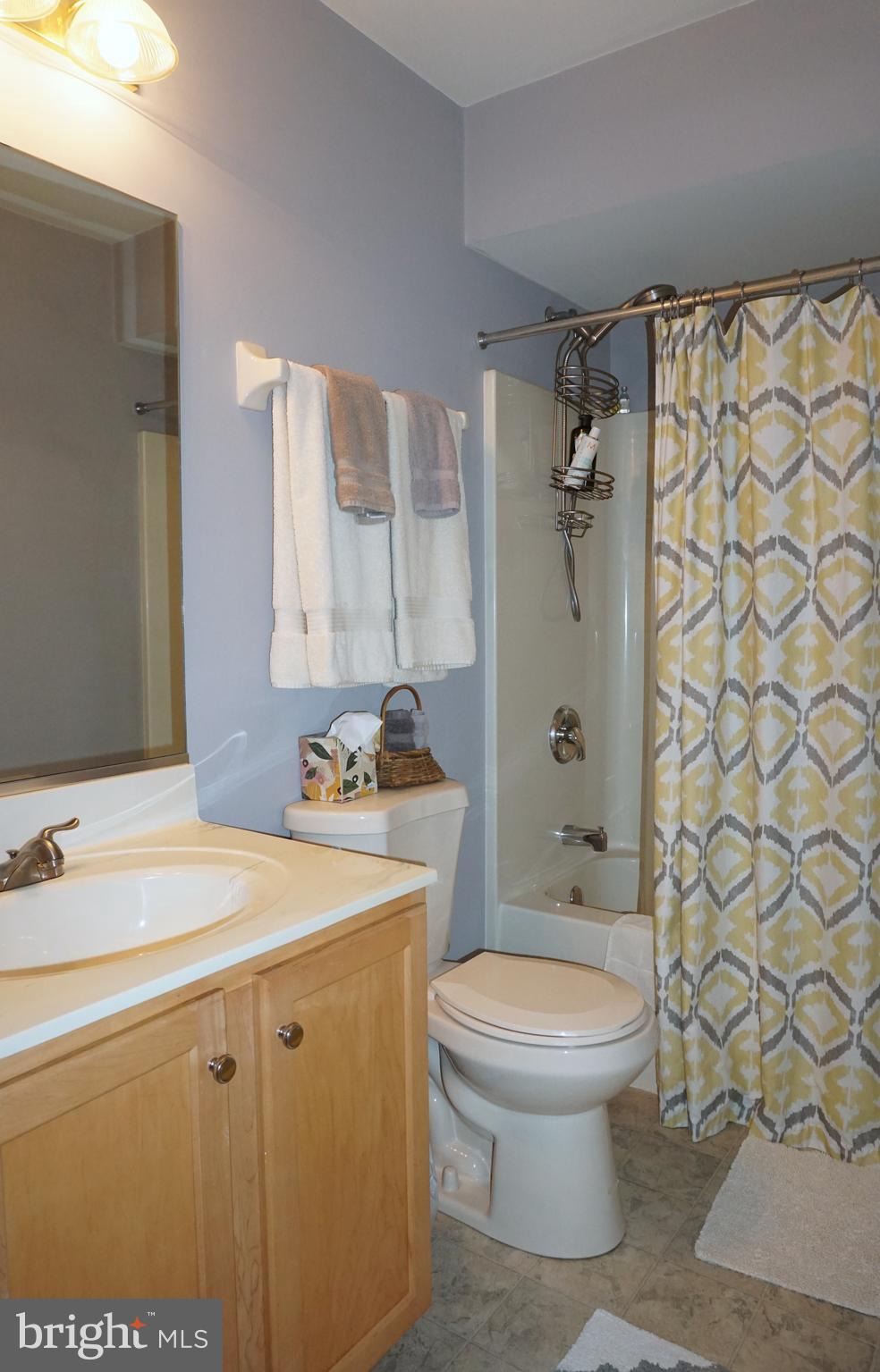 ROLLING MEADOWS - Residential