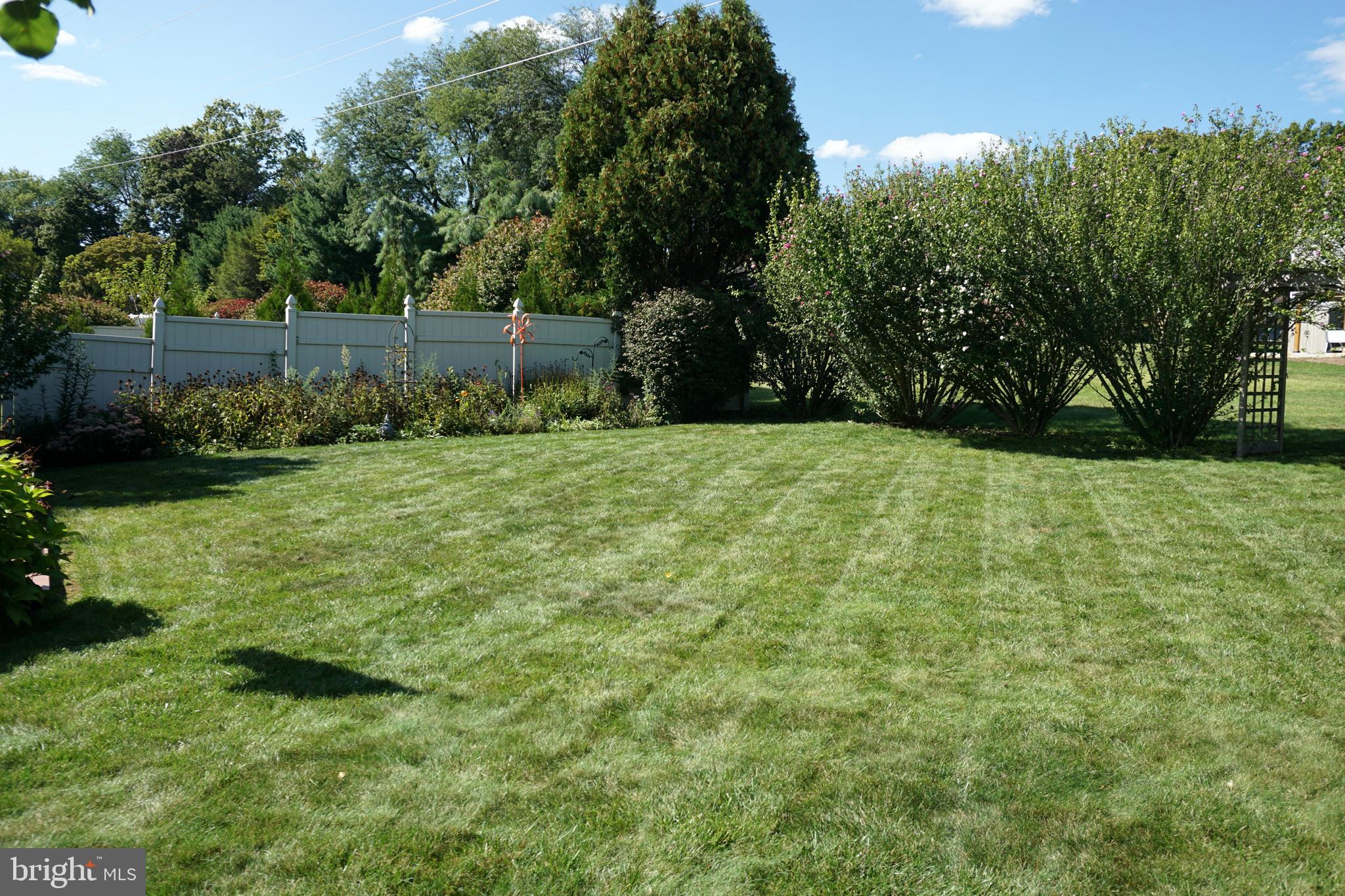 ROLLING MEADOWS - Residential