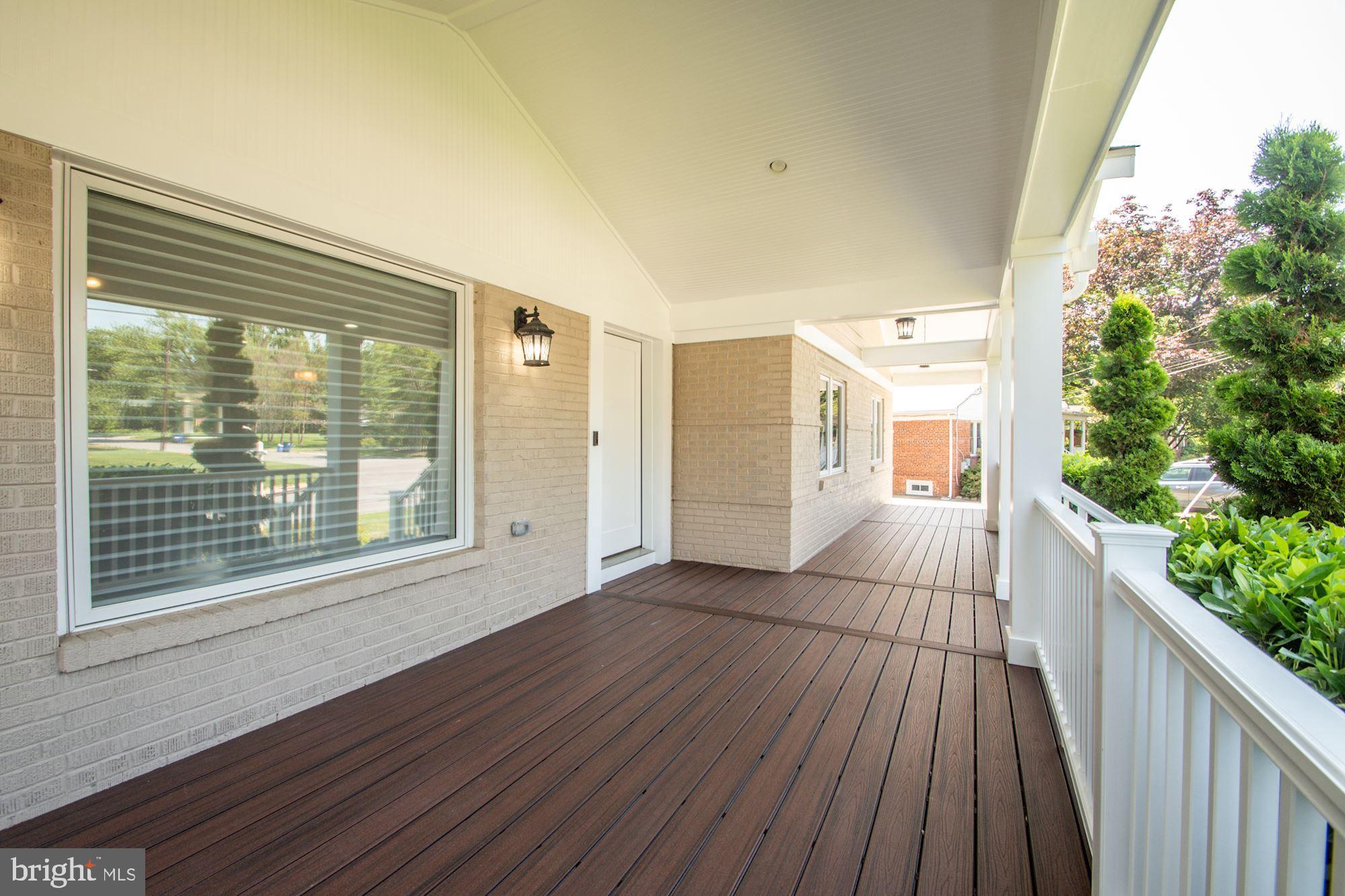 LOCUST HILL ESTATES - Residential Lease