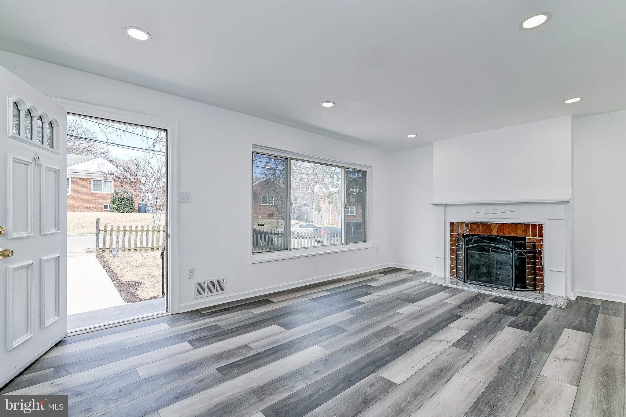 RADIANT VALLEY - Residential