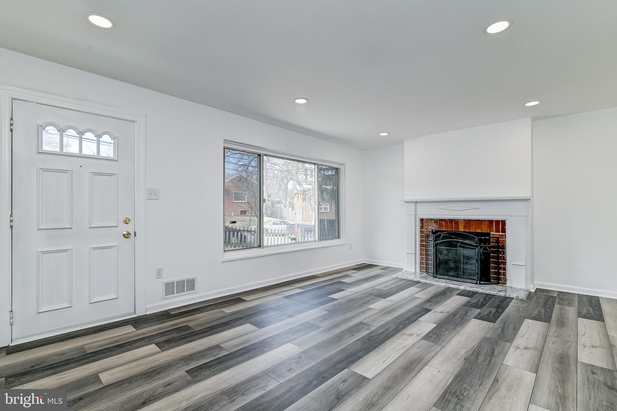 RADIANT VALLEY - Residential