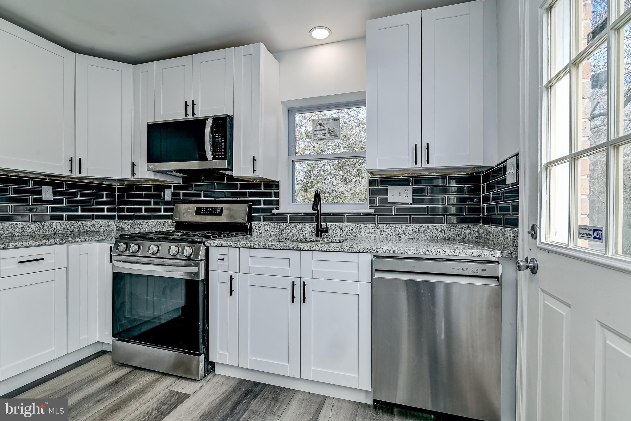 RADIANT VALLEY - Residential