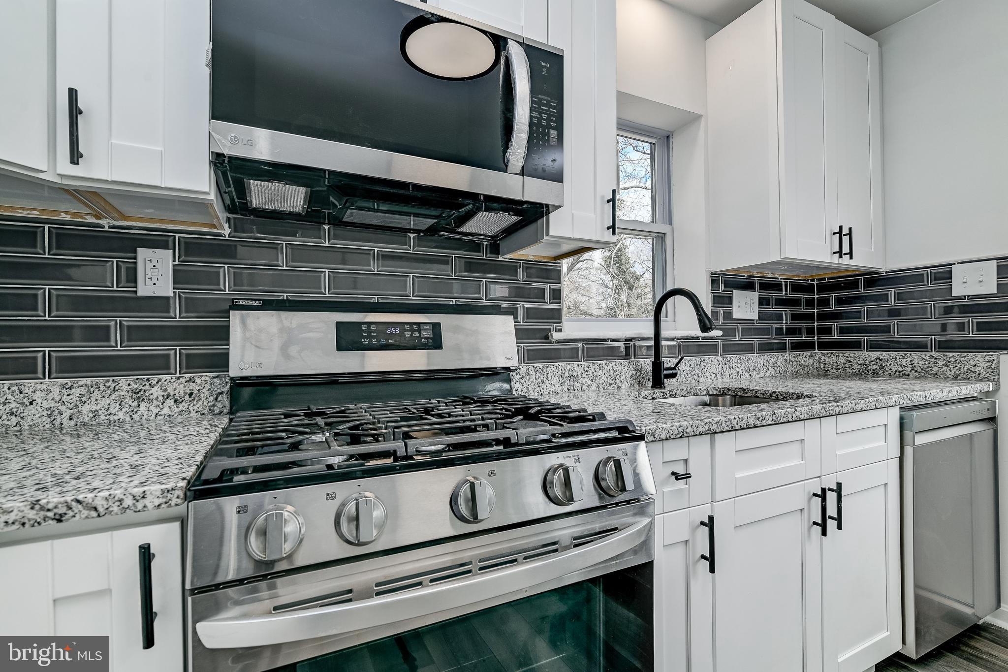 RADIANT VALLEY - Residential