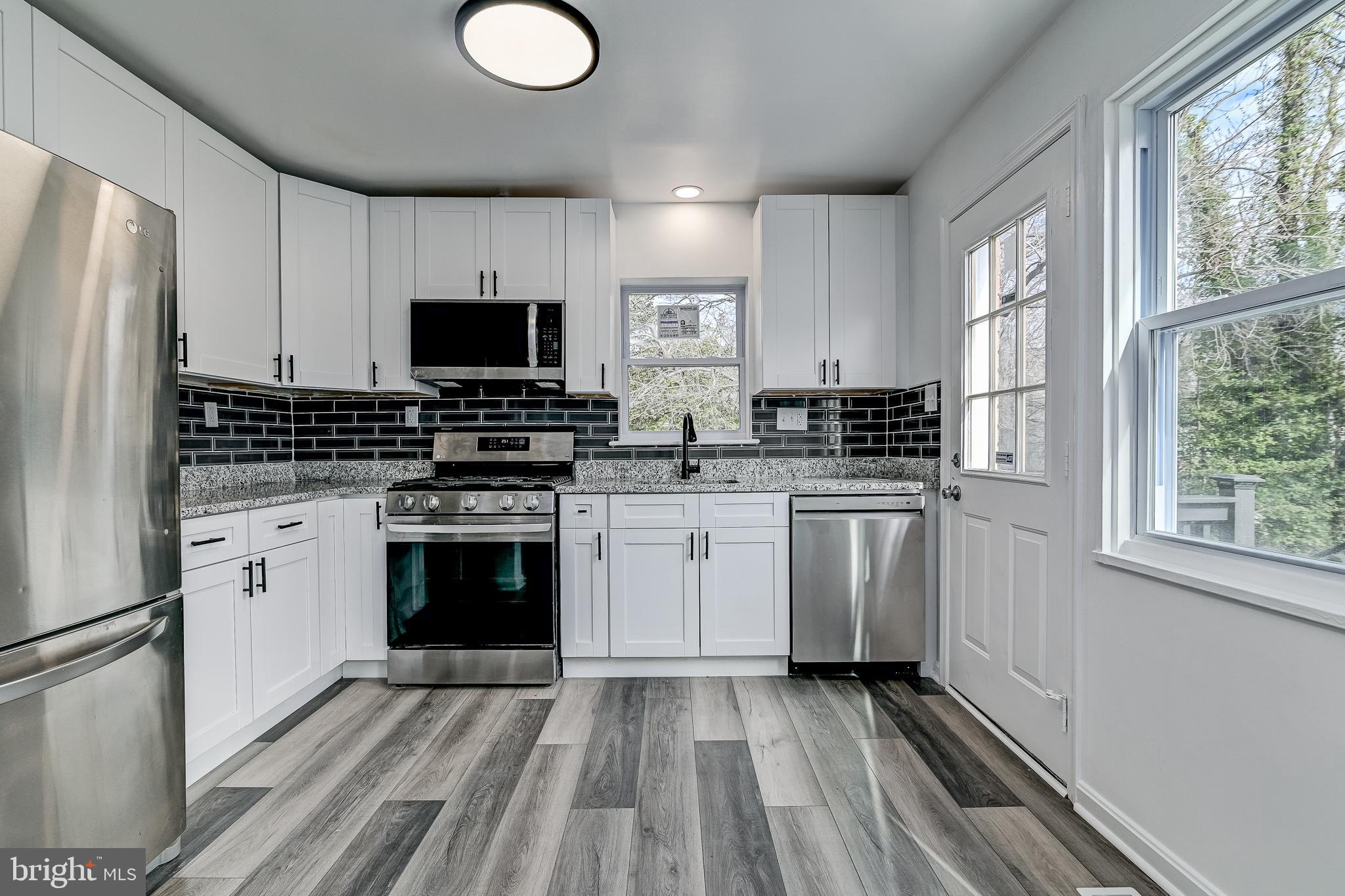 RADIANT VALLEY - Residential