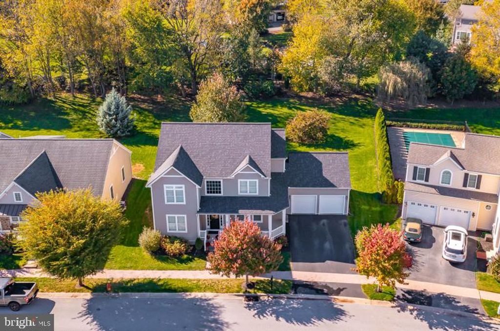 Photo of 649 Dorset Street, LITITZ, PA 17543 (MLS # PALA2082756)