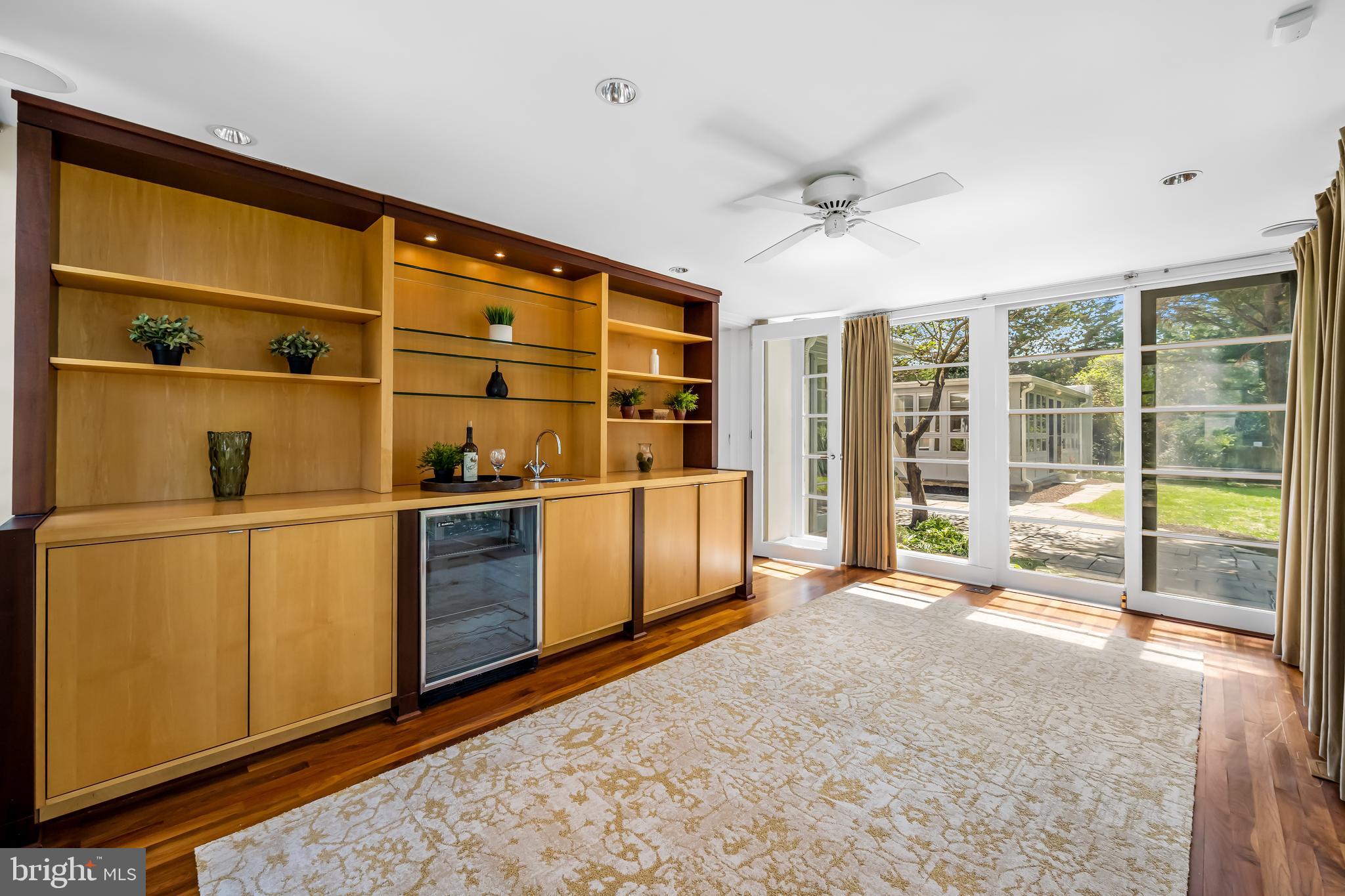 WOODBROOK - Residential