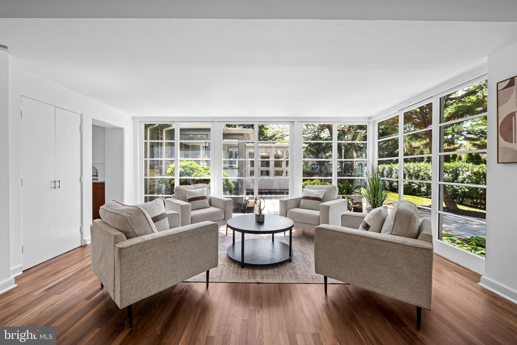 WOODBROOK - Residential