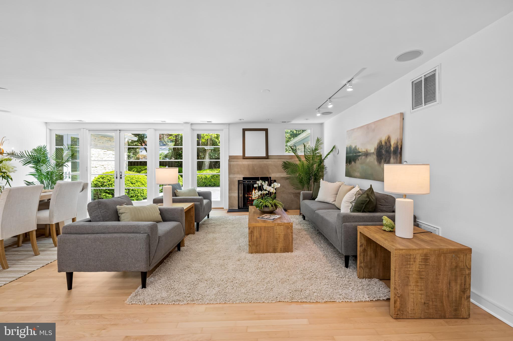 WOODBROOK - Residential