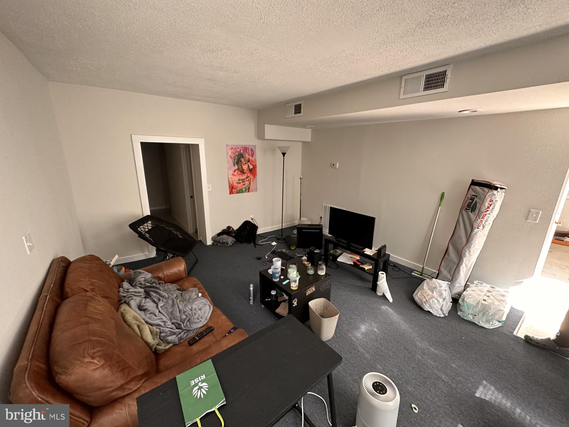 COLLEGE PARK - Residential Income