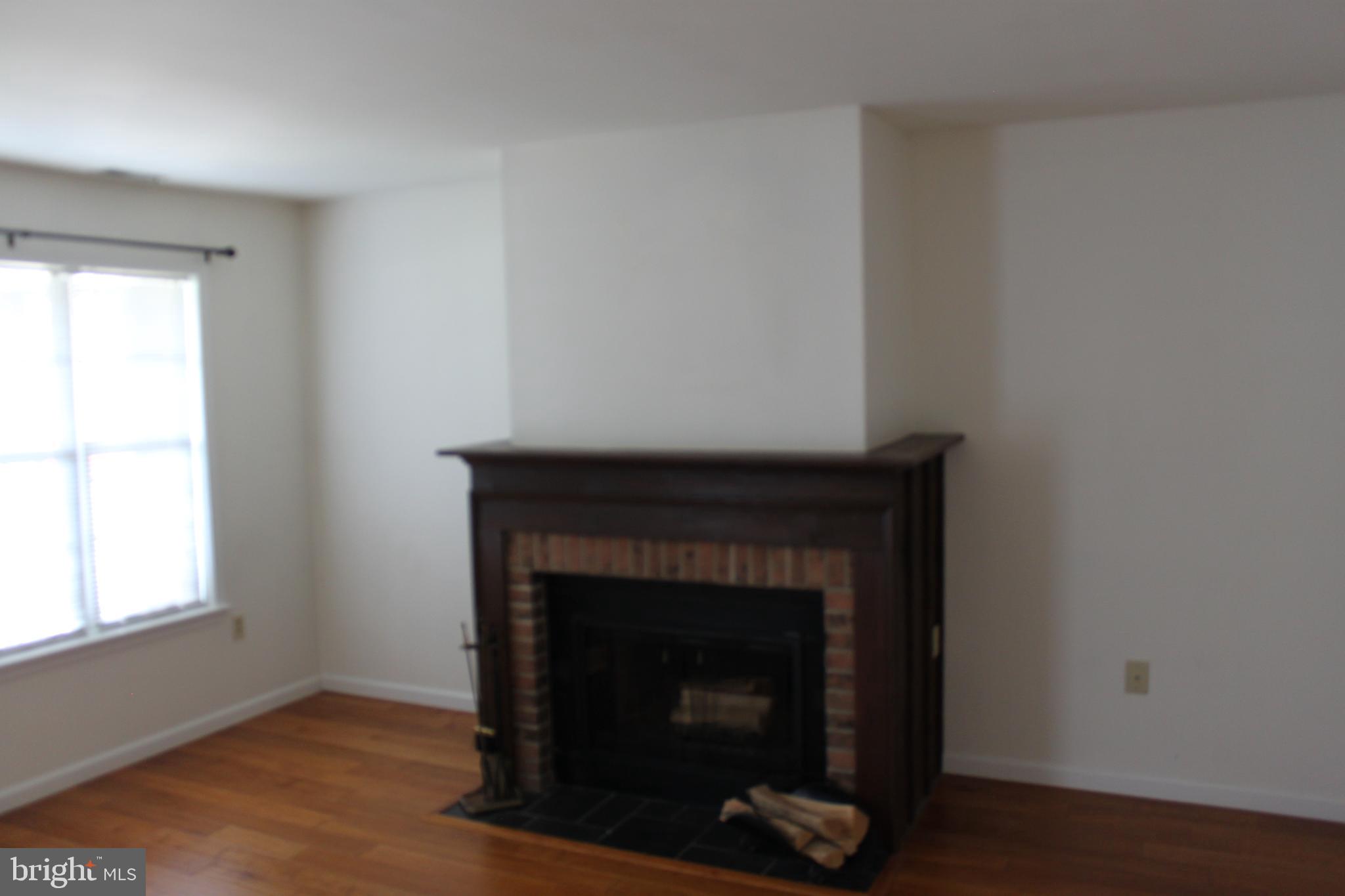 FOUR SEASONS - Residential Lease