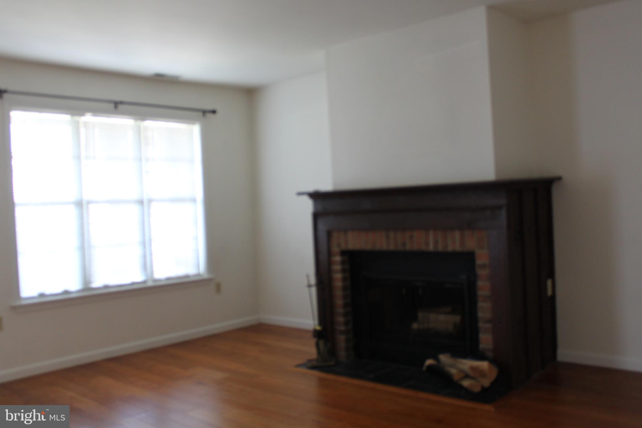 FOUR SEASONS - Residential Lease