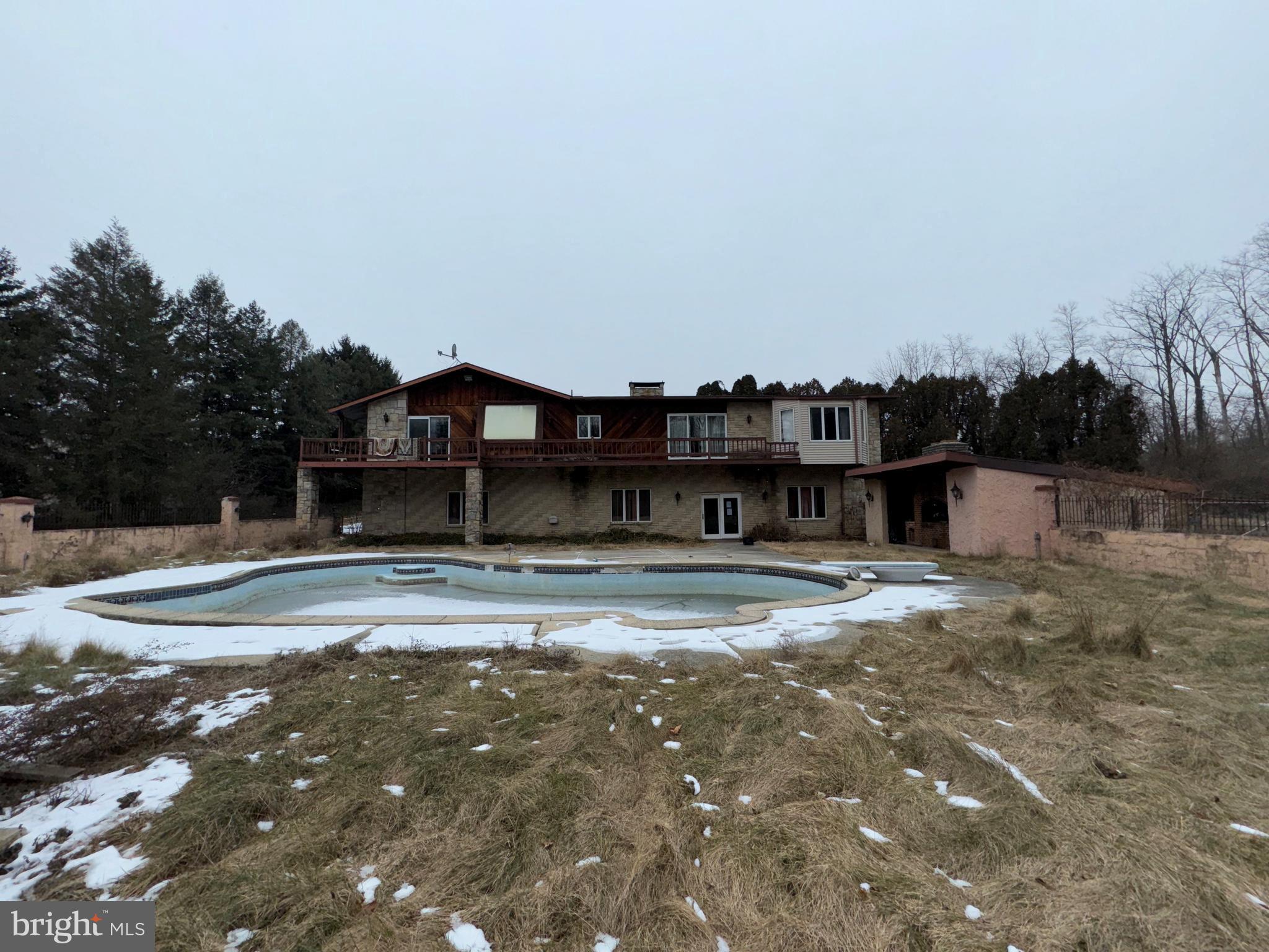 GREENFIELDS - Residential