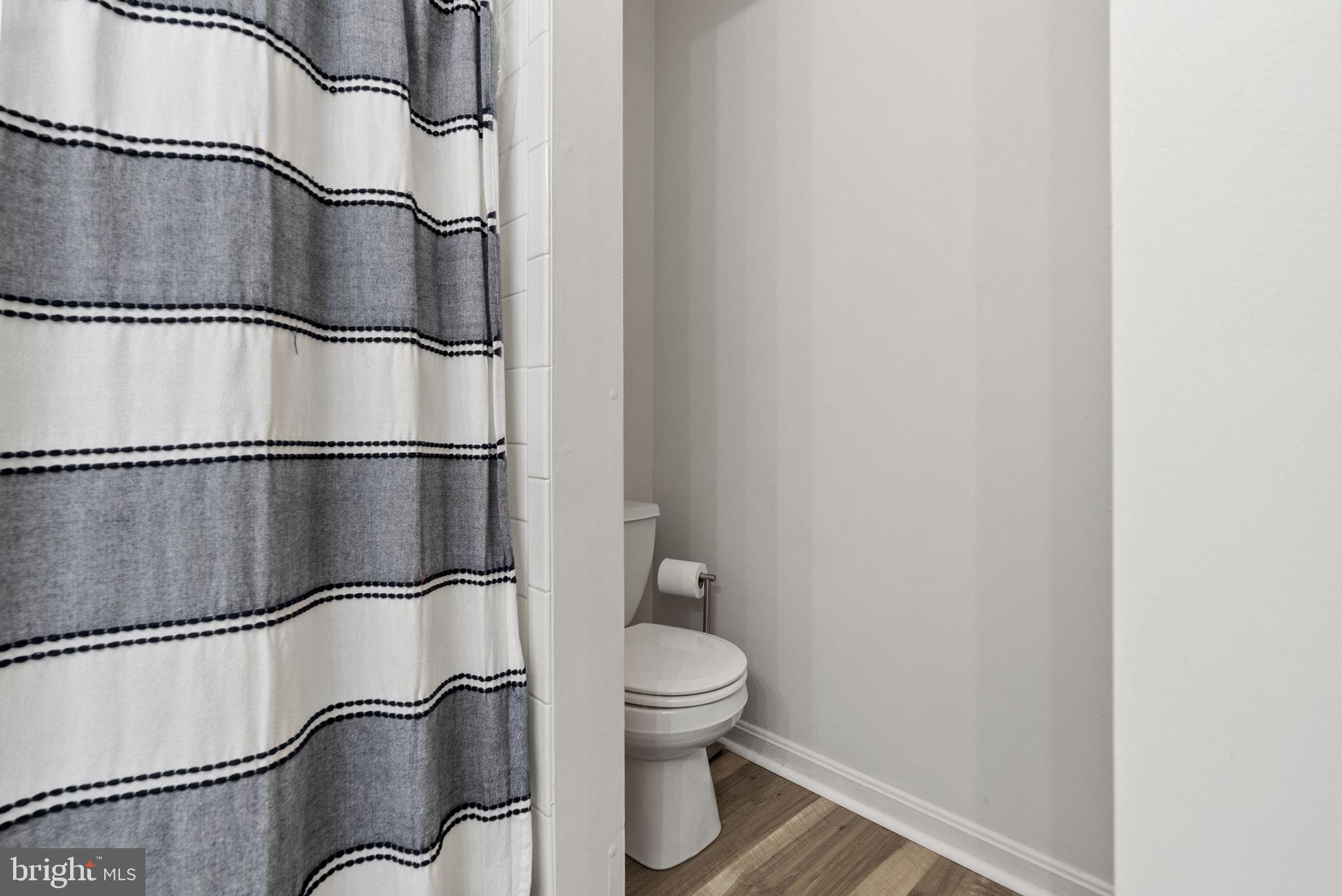 BRANFORD WOODS - Residential