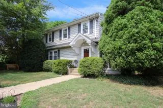 Additional image 2 of 4401 River Road NW, Washington, DC 20016