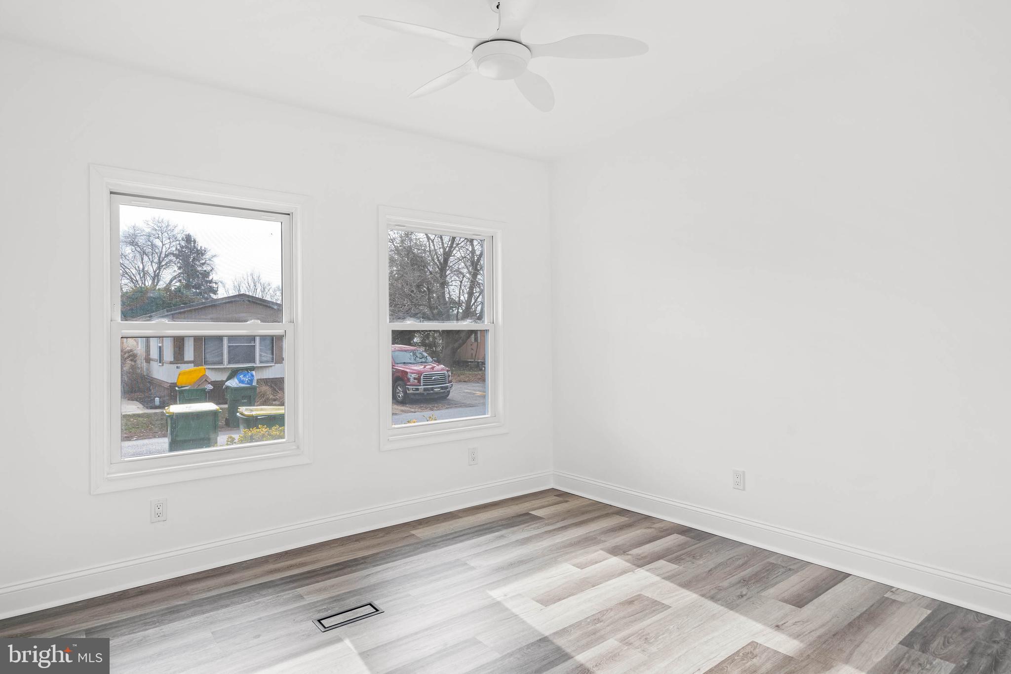 WHISPERING PINE MHP - Residential