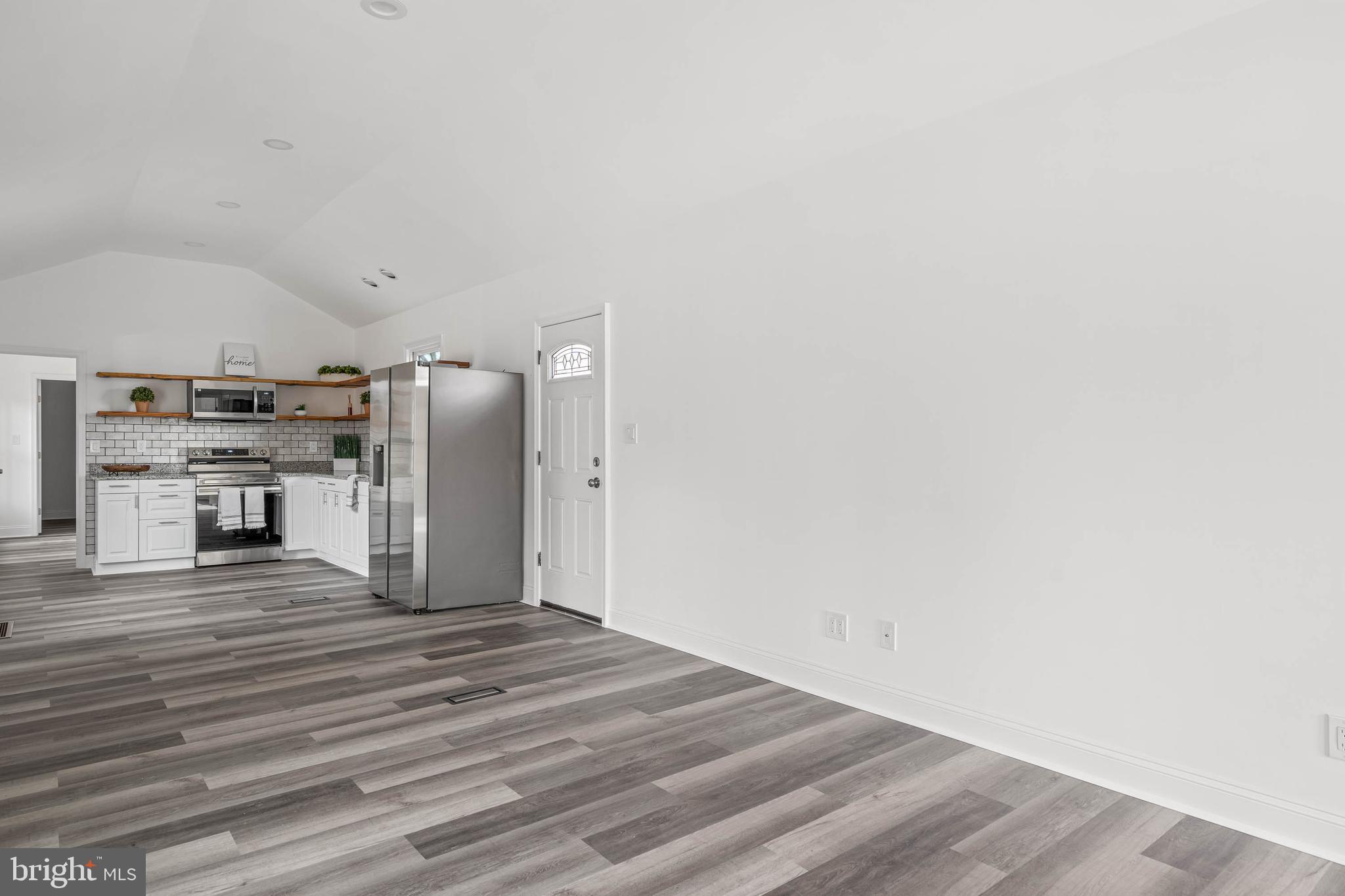 WHISPERING PINE MHP - Residential