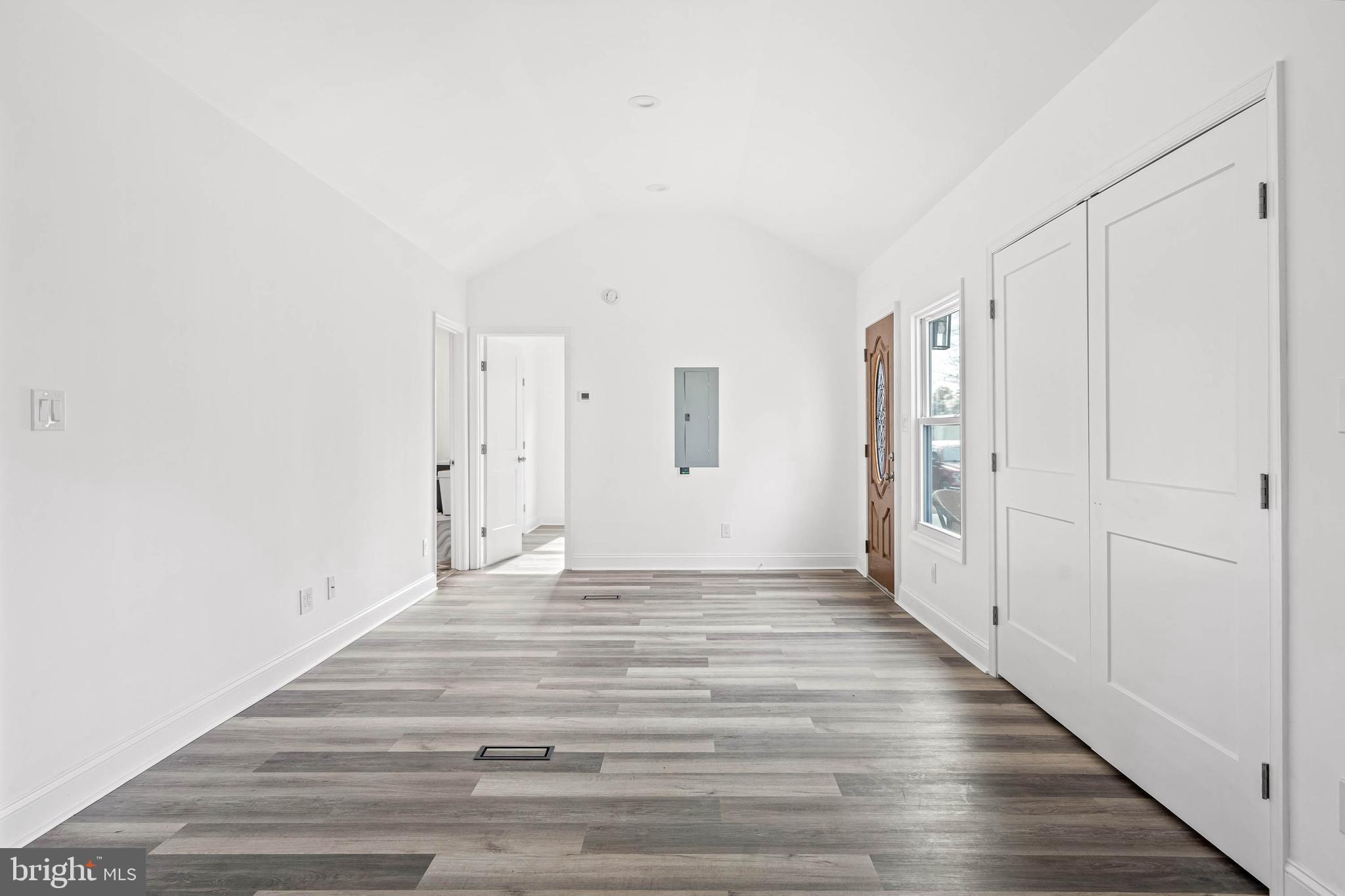 WHISPERING PINE MHP - Residential