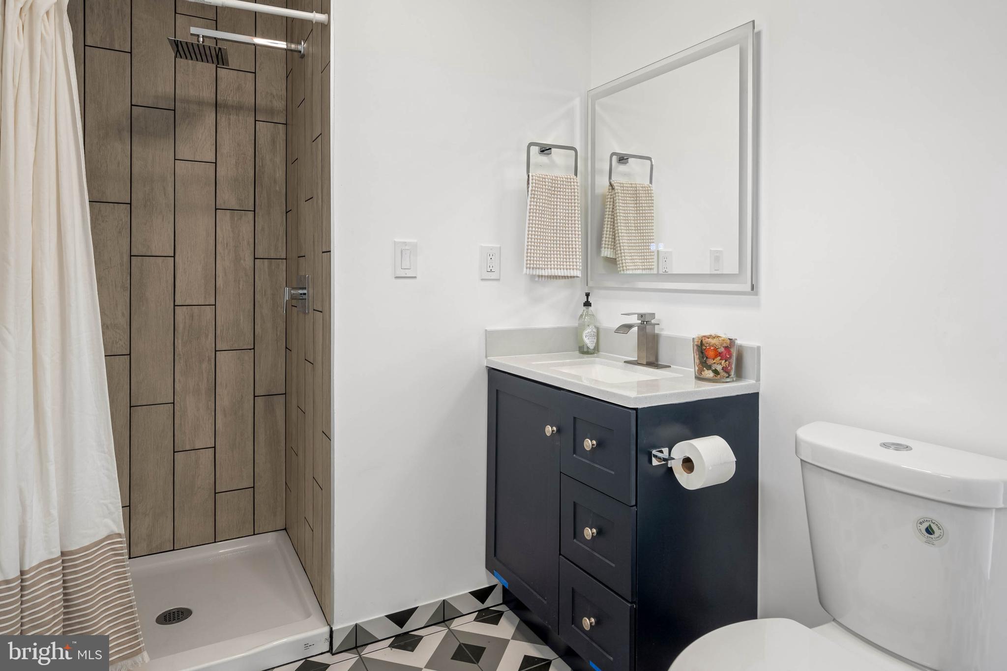 WHISPERING PINE MHP - Residential