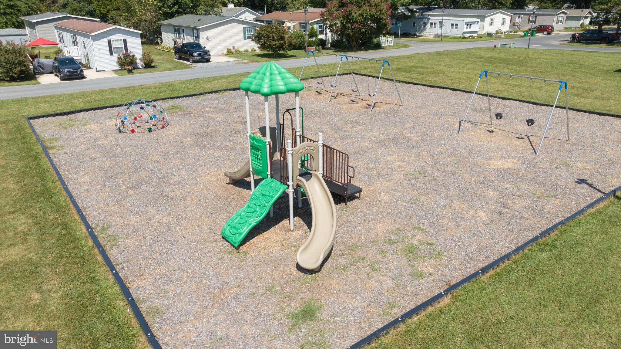 WHISPERING PINE MHP - Residential