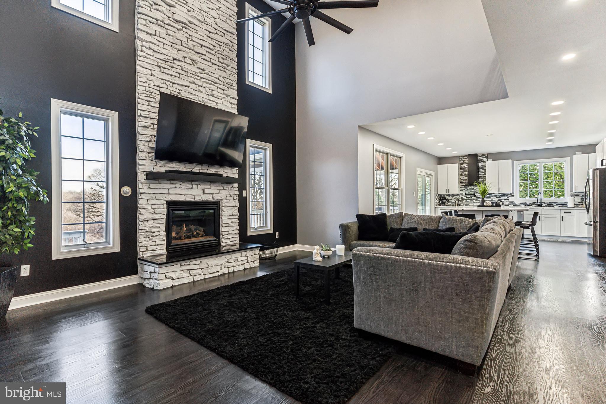 BRADDOCK HEIGHTS - Residential