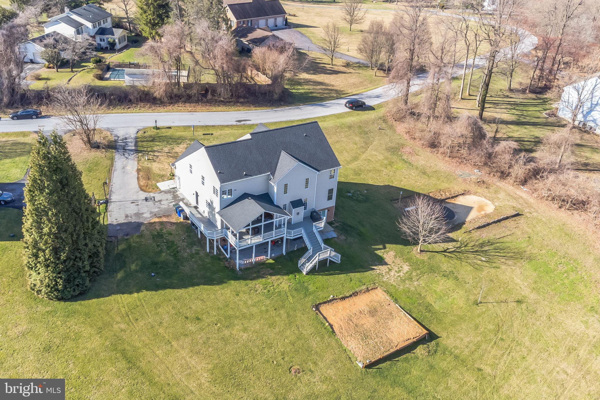 BRADDOCK HEIGHTS - Residential