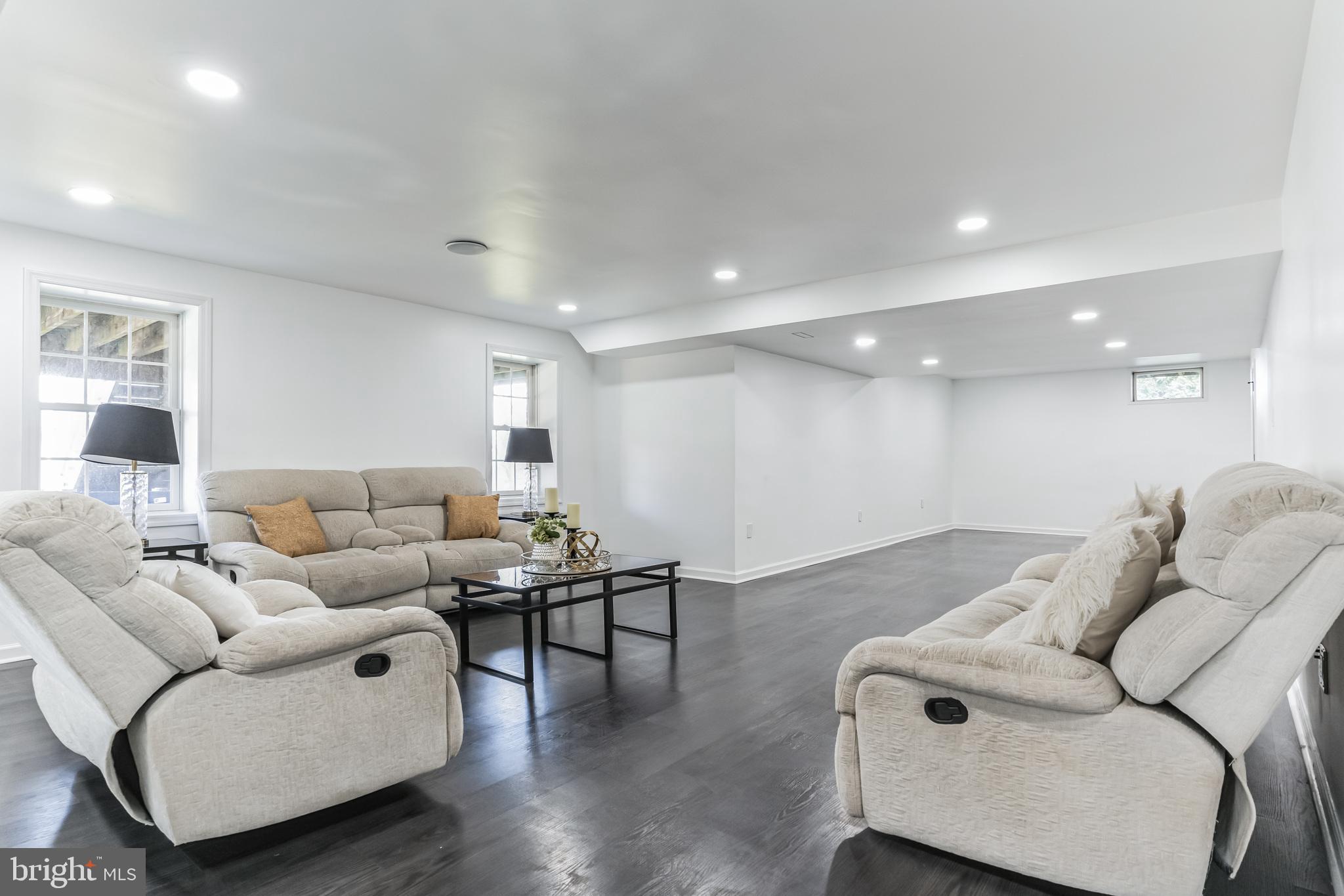 BRADDOCK HEIGHTS - Residential