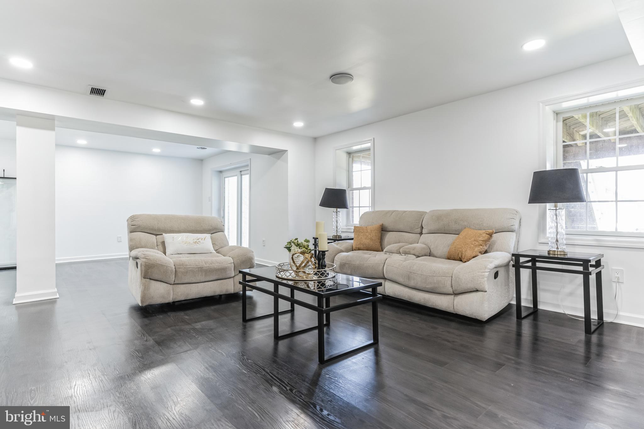 BRADDOCK HEIGHTS - Residential