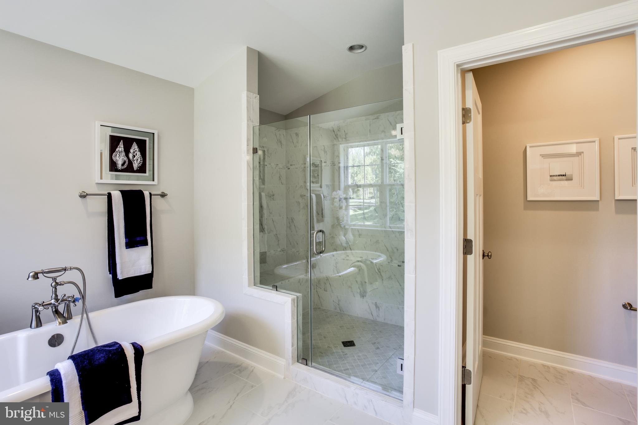 DEVON PARK - Residential