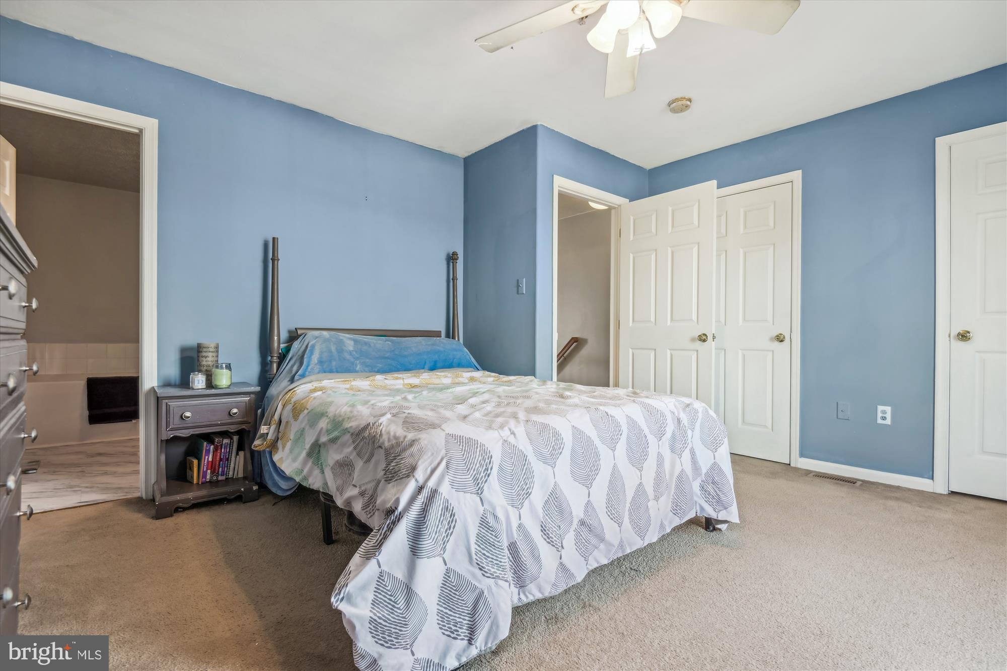 VILLAGE OF PHEASANT GLEN - Residential