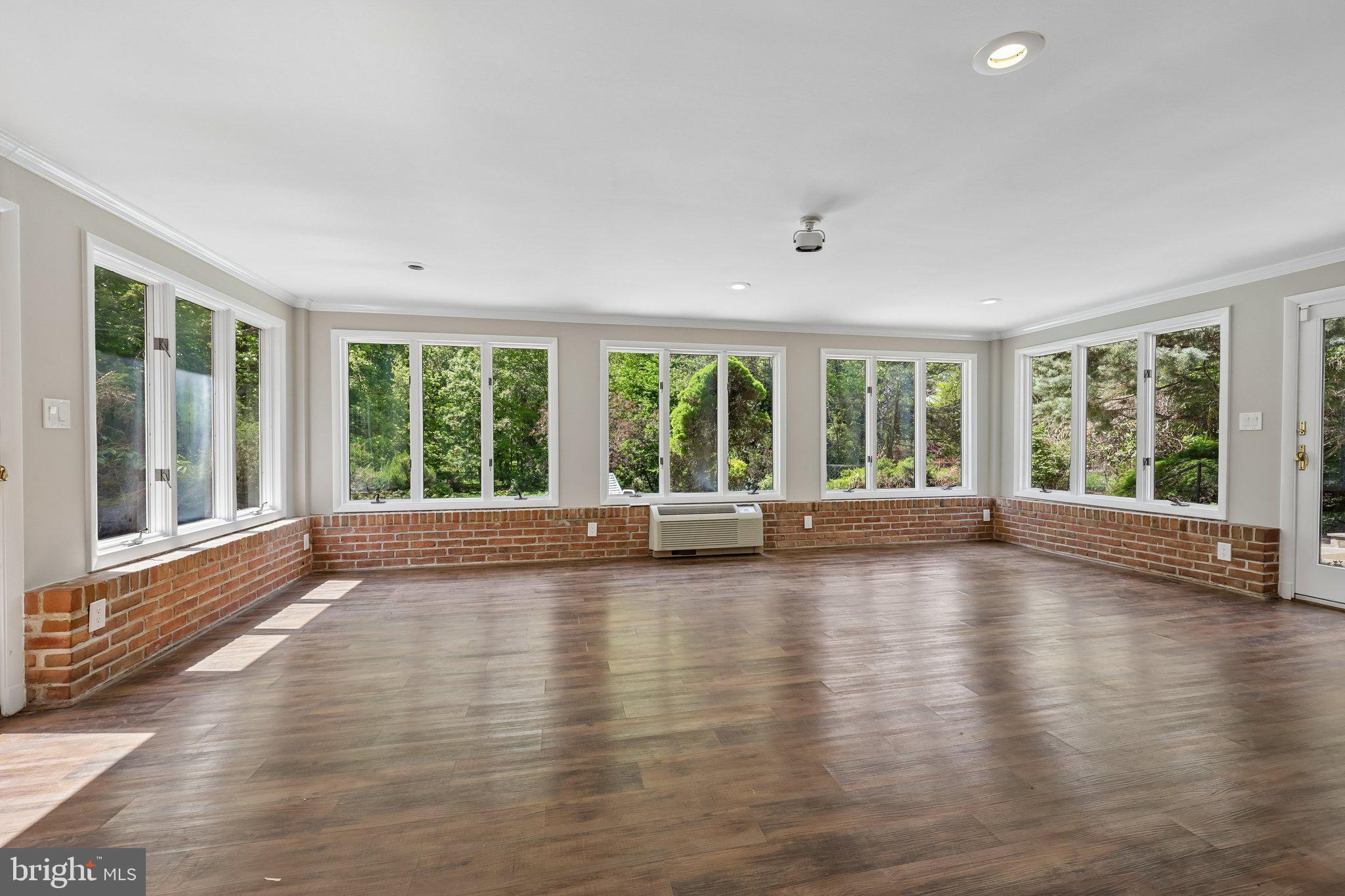 POTOMAC HILLS - Residential