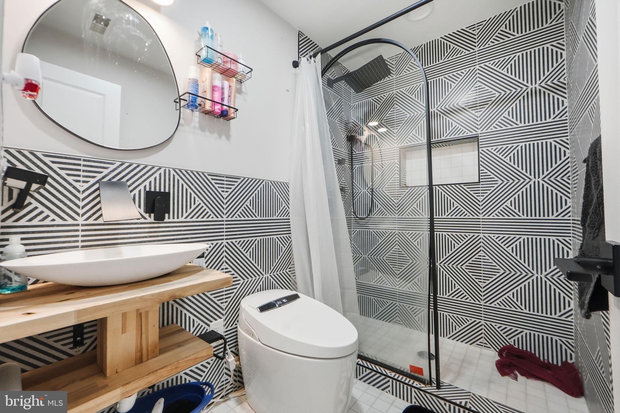 SHERIFF KNOLLS - Residential