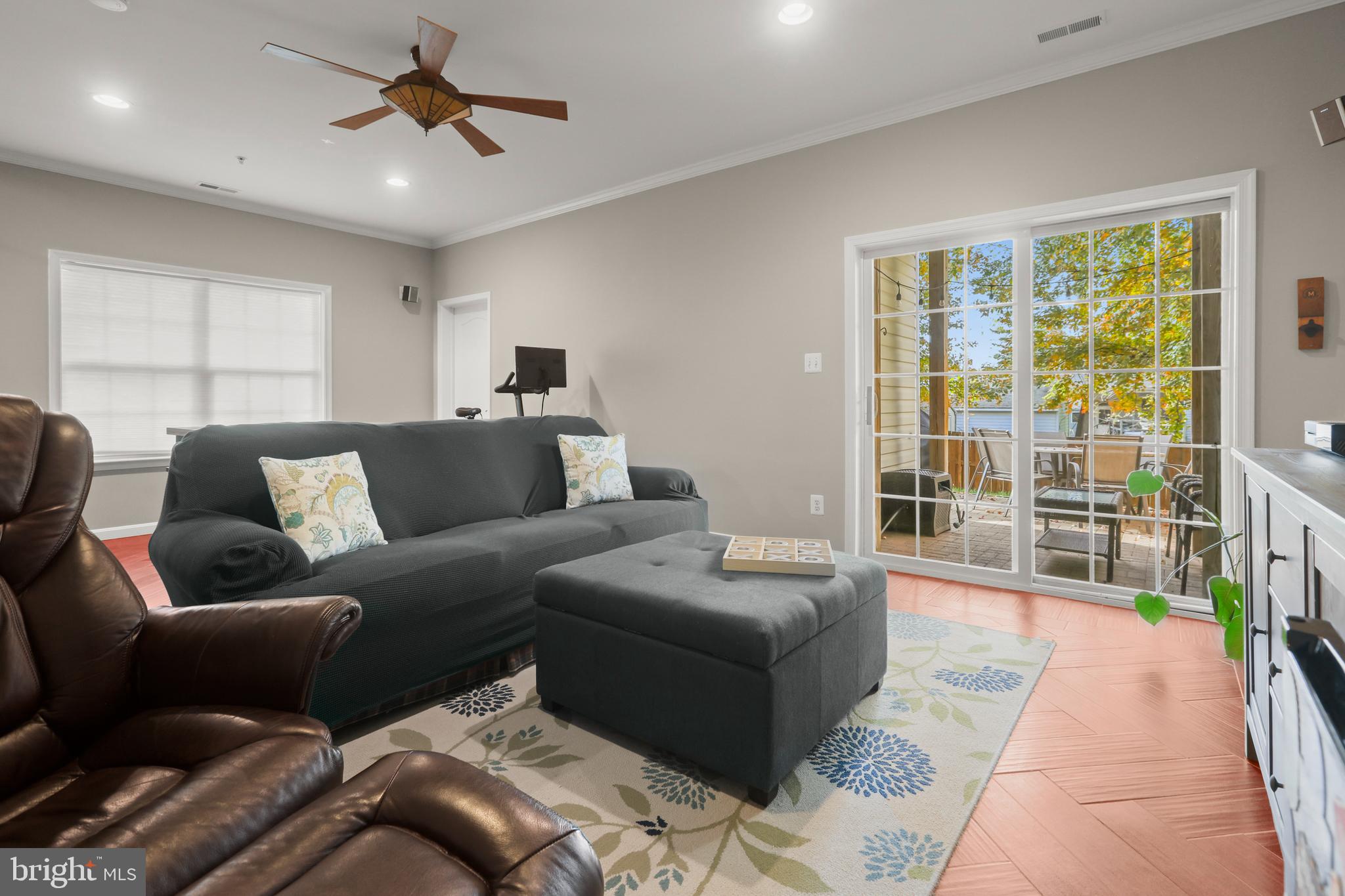 IRWINS CHOICE - Residential