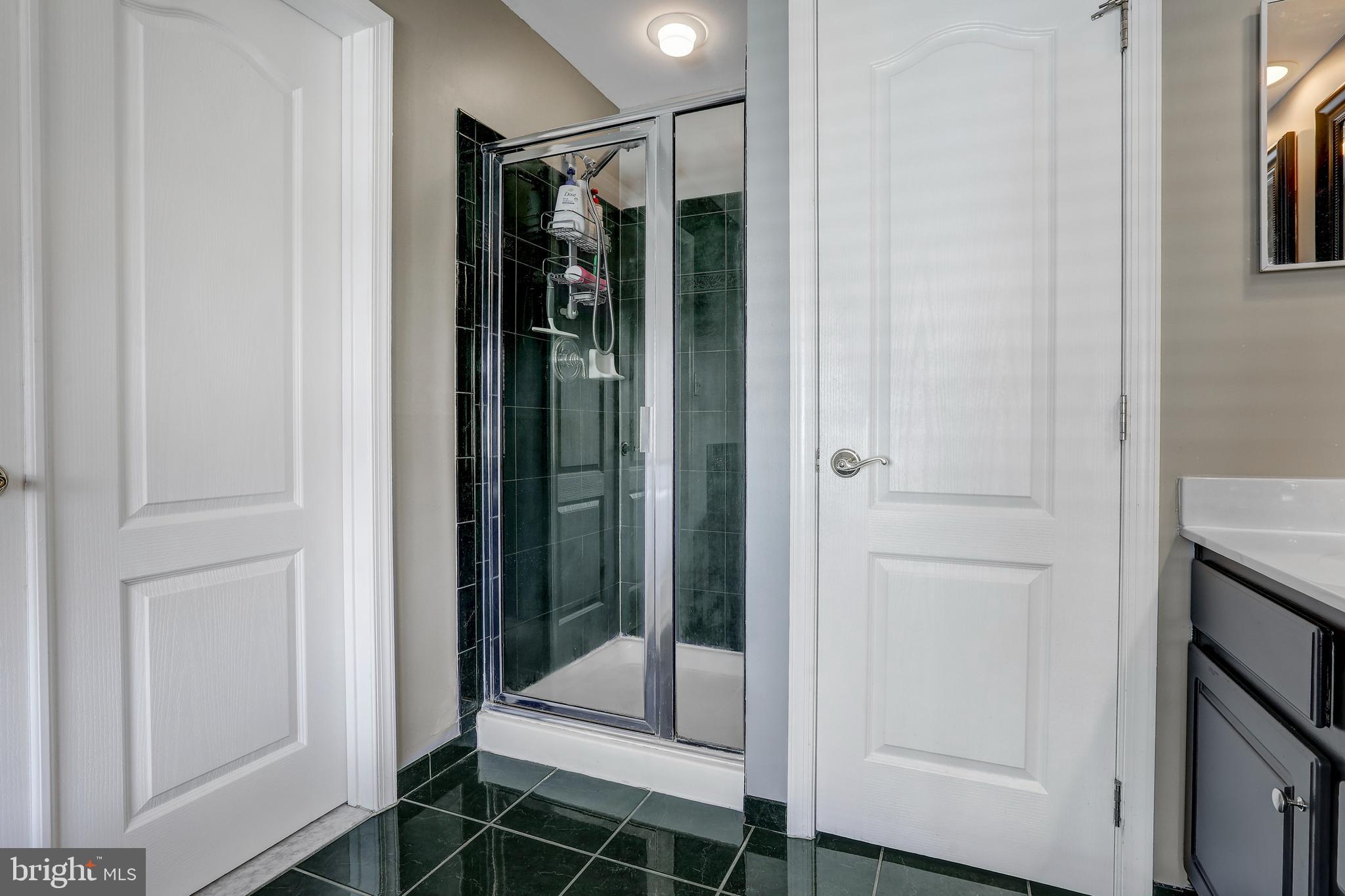 IRWINS CHOICE - Residential