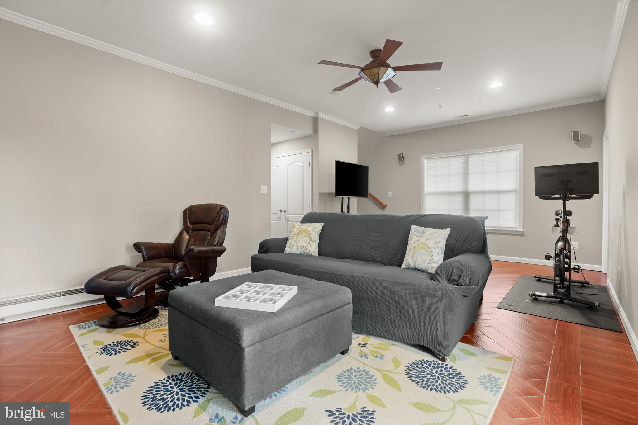 IRWINS CHOICE - Residential