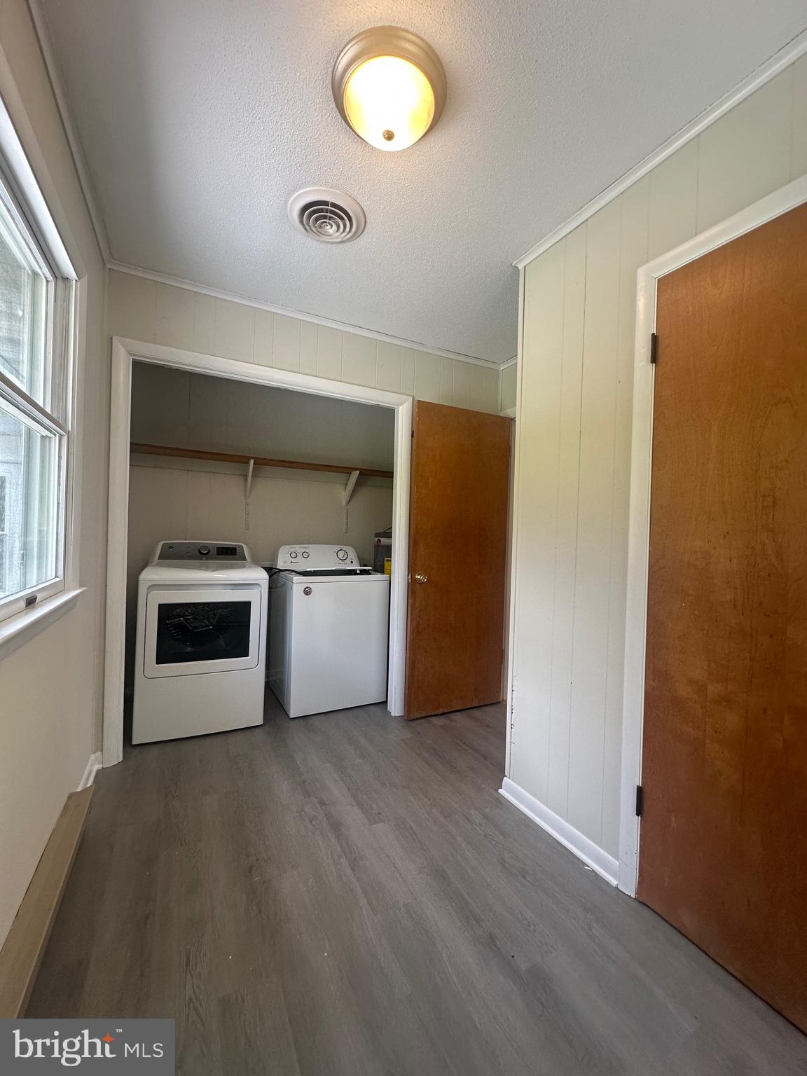 BONNIE BROOK - Residential